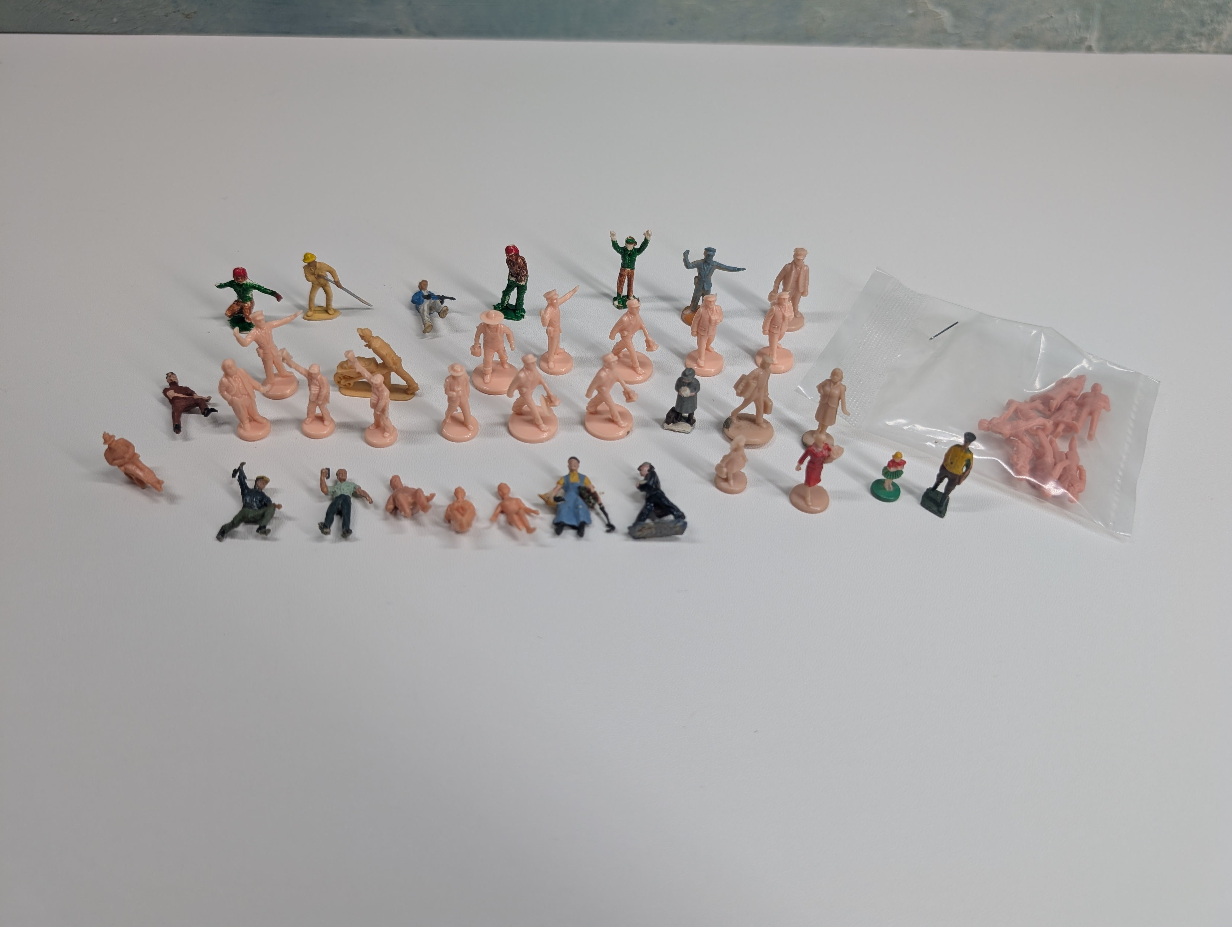 USED HO Scale Lot of Painted & Unpainted People (40+ pcs)