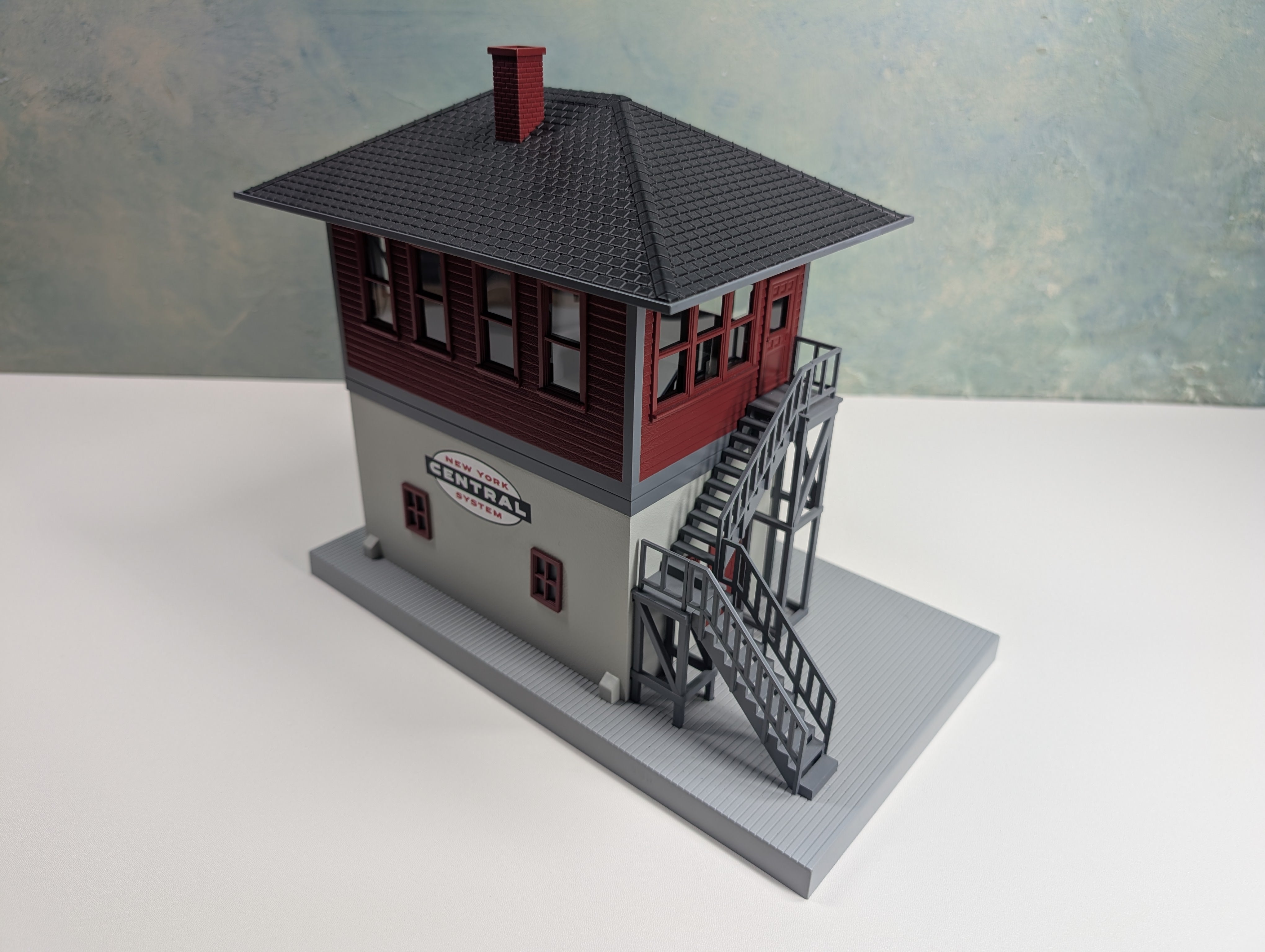 USED MTH O New York Central Switch Tower, Lights Up