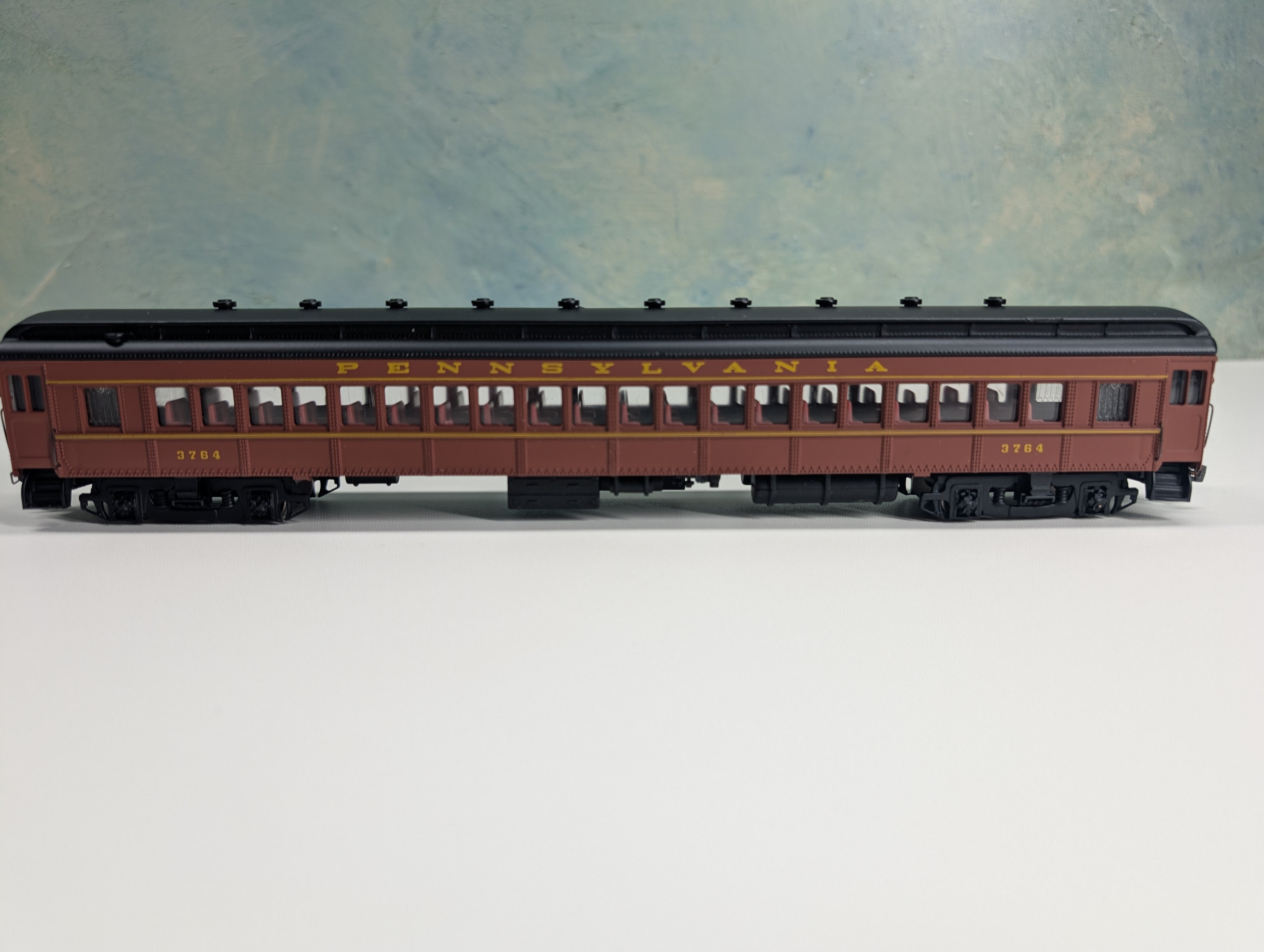 USED Bachmann 89003 HO Scale Spectrum Coach Passenger Car Pennsylvania PRR #3764