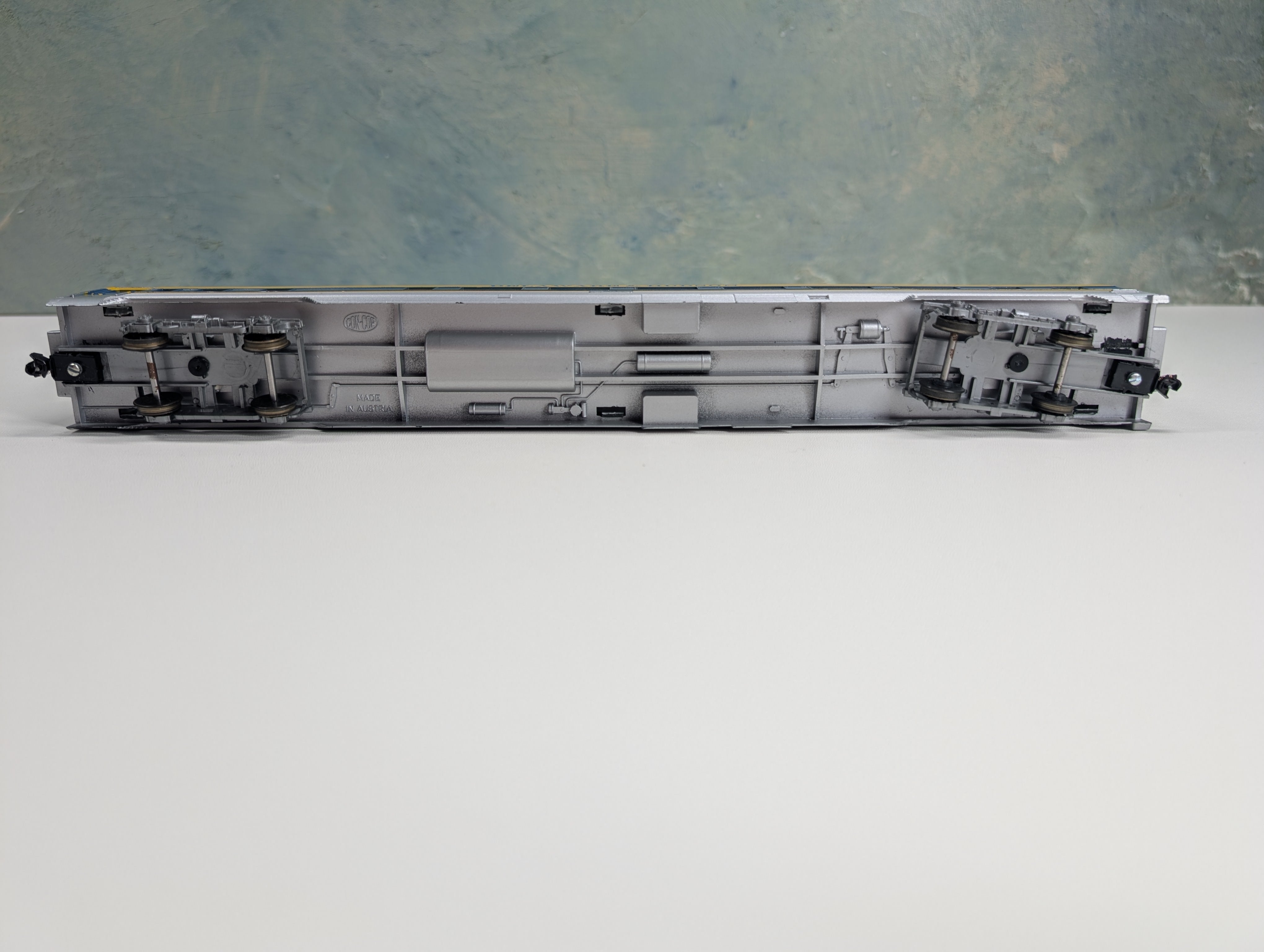 USED Con-Cor HO Scale Coach Passenger Car Delaware and Hudson #23