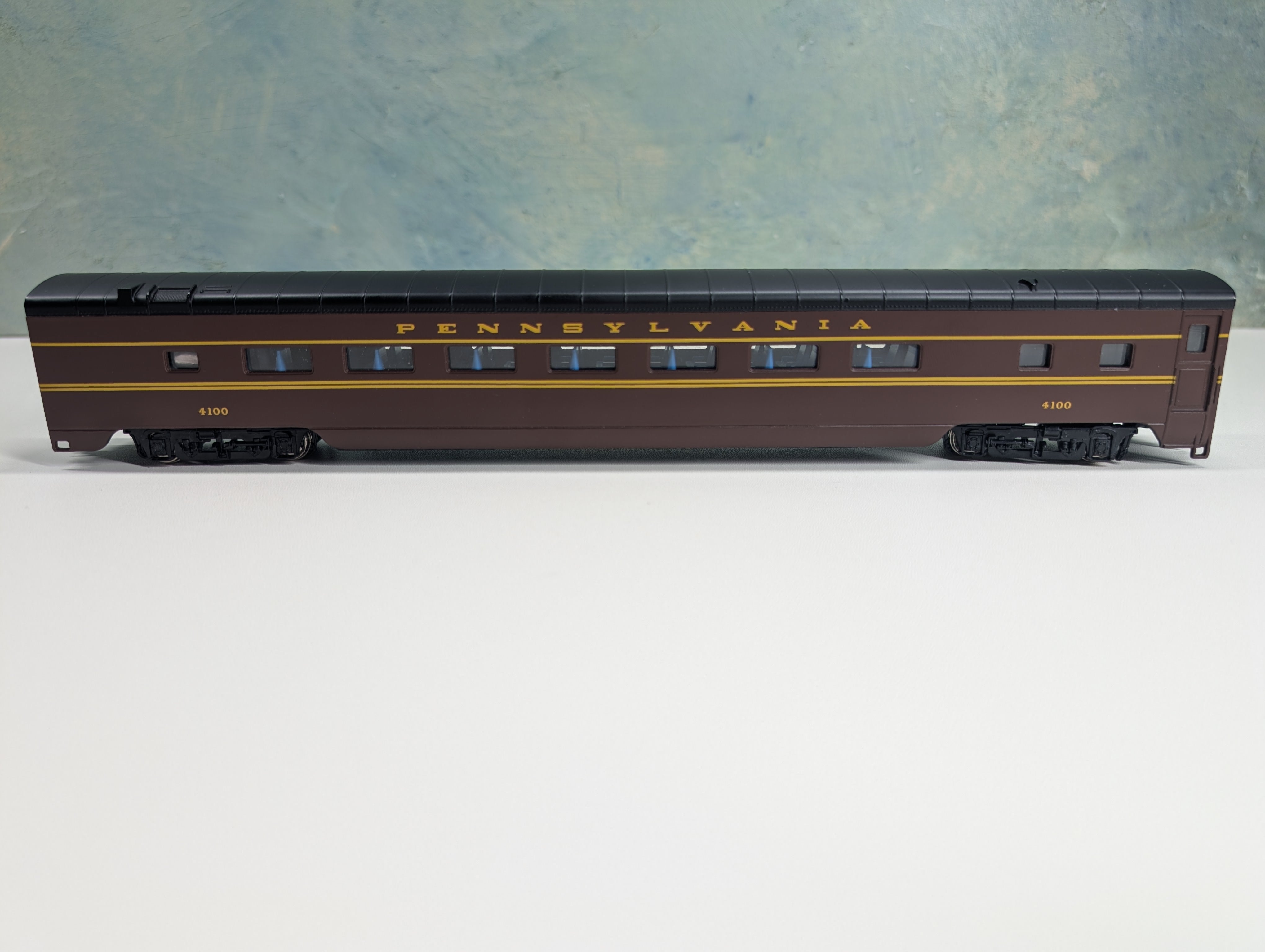USED Rivarossi HO Scale Passenger Car Pennsylvania #4100