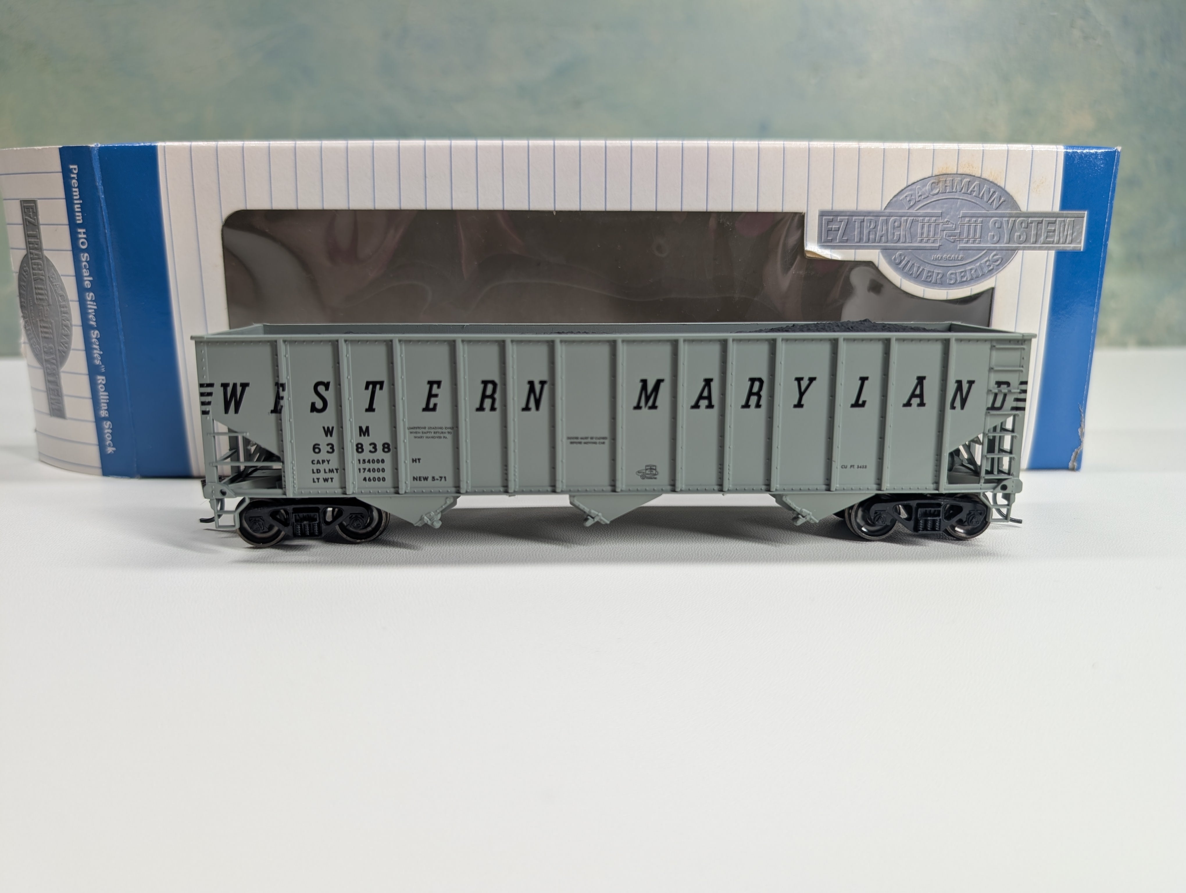 USED Bachmann HO Scale 3-Bay Hopper Western Maryland WM #63838 w/ Coal Load