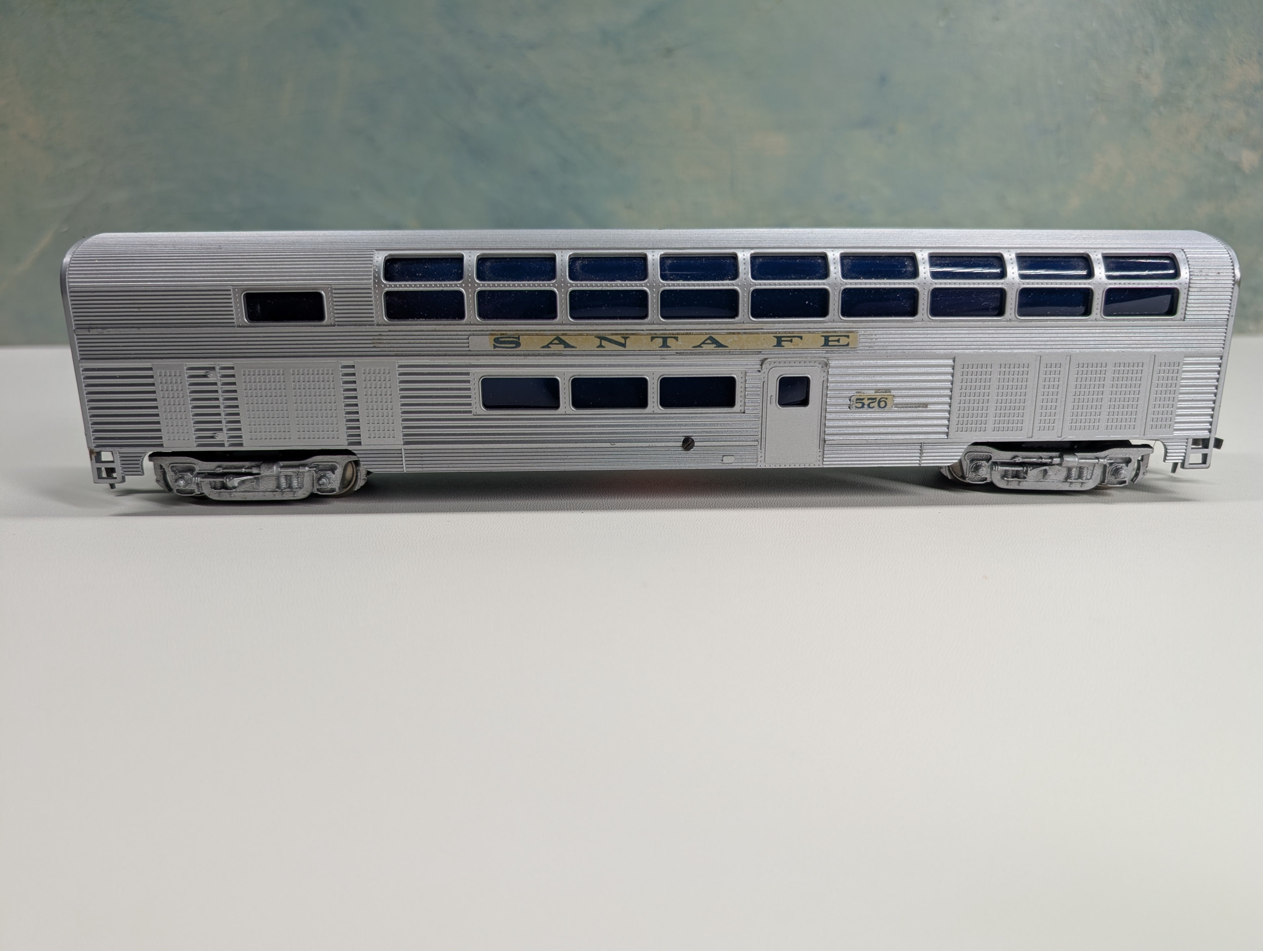 USED Fleischmann HO Scale Bi-Level Passenger Car Santa Fe #576
