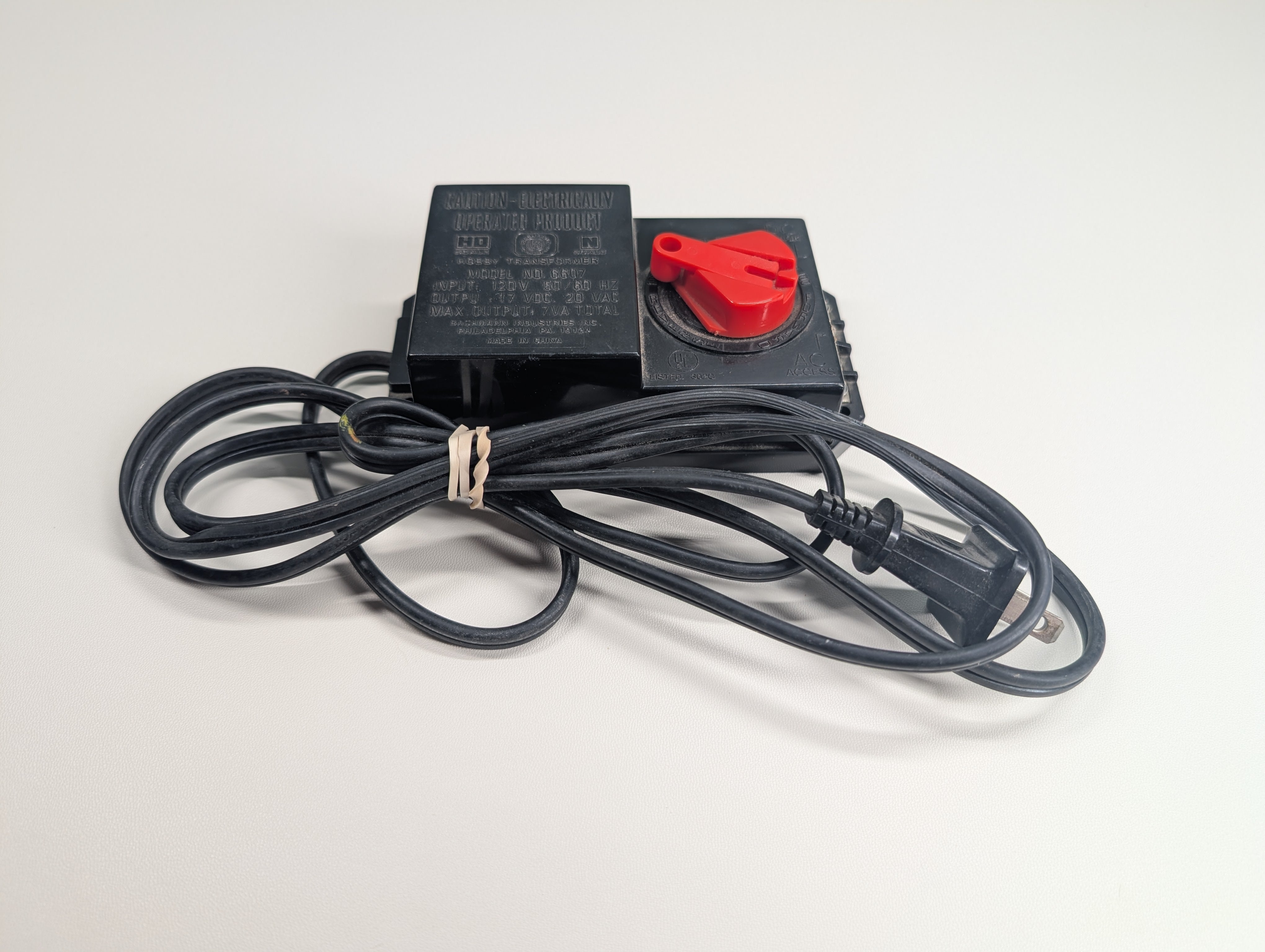 USED Bachmann MULTI Scale Hobby Track Transformer (HO & N) Tested
