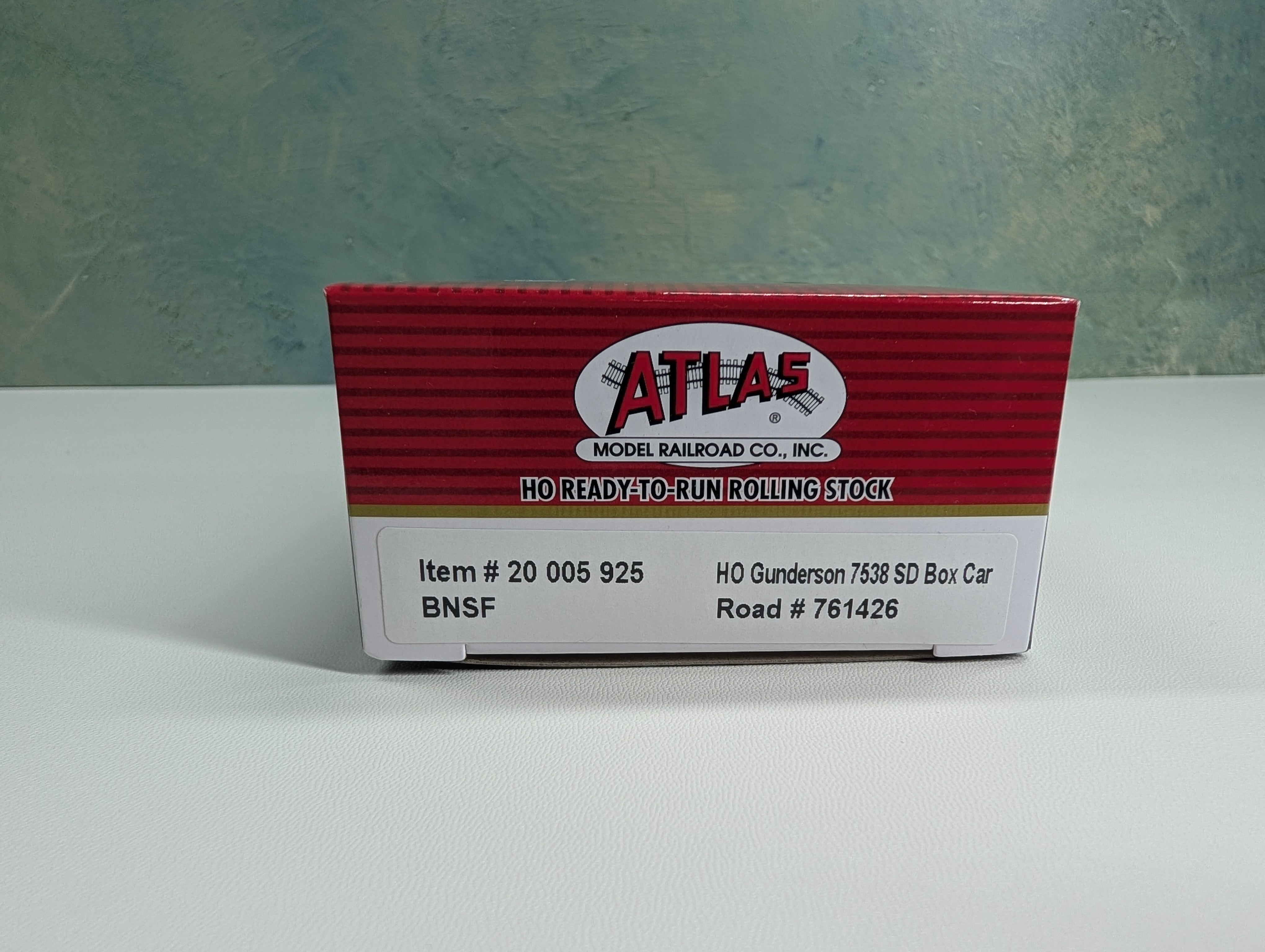 Atlas Master 20005925 HO Scale Gunderson 7538 SD Box Car BNSF #761426 w/ Stripes