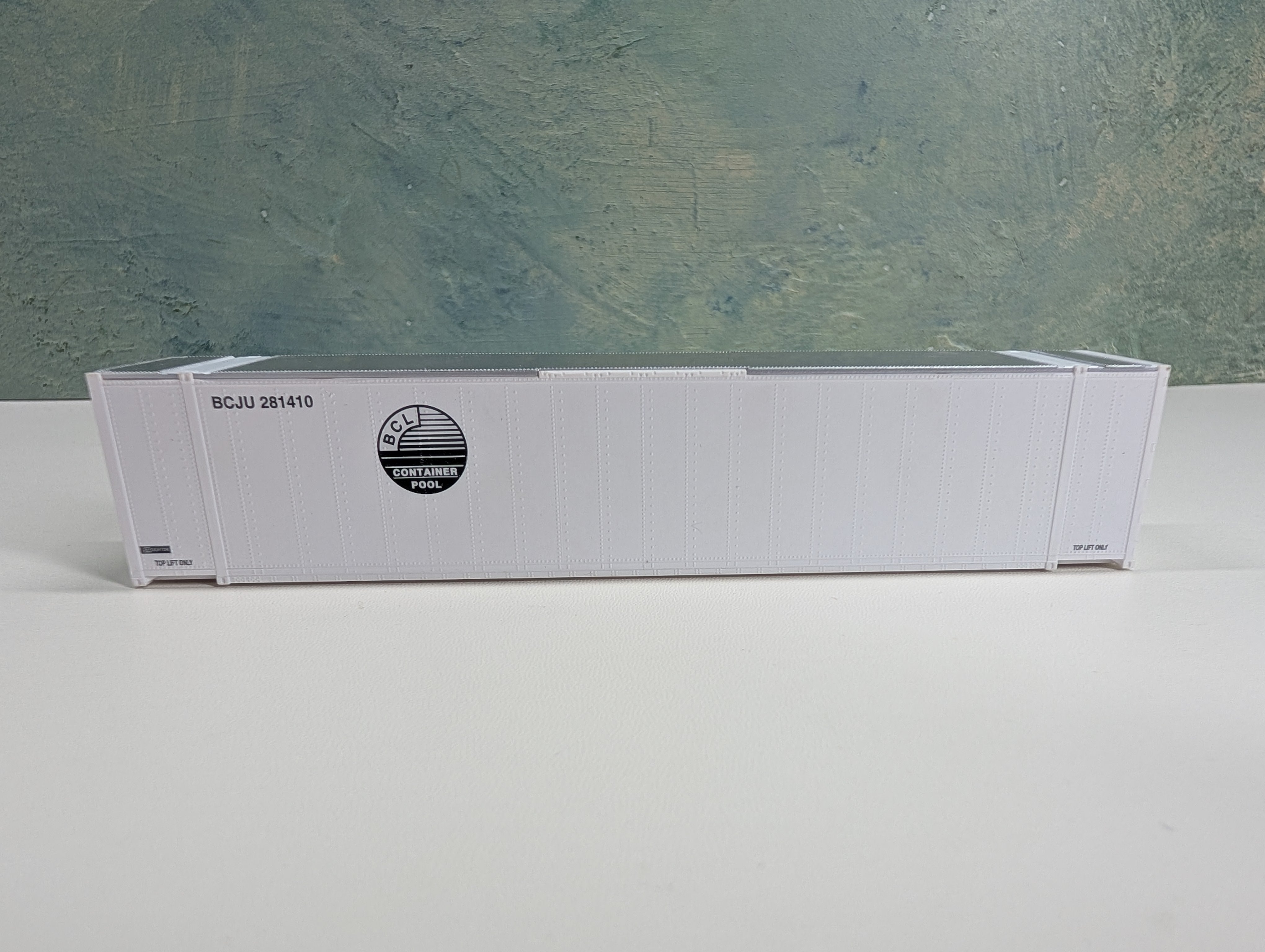 USED Walthers HO Scale 48' Smooth Container BCL Container Pool BCJU #281410