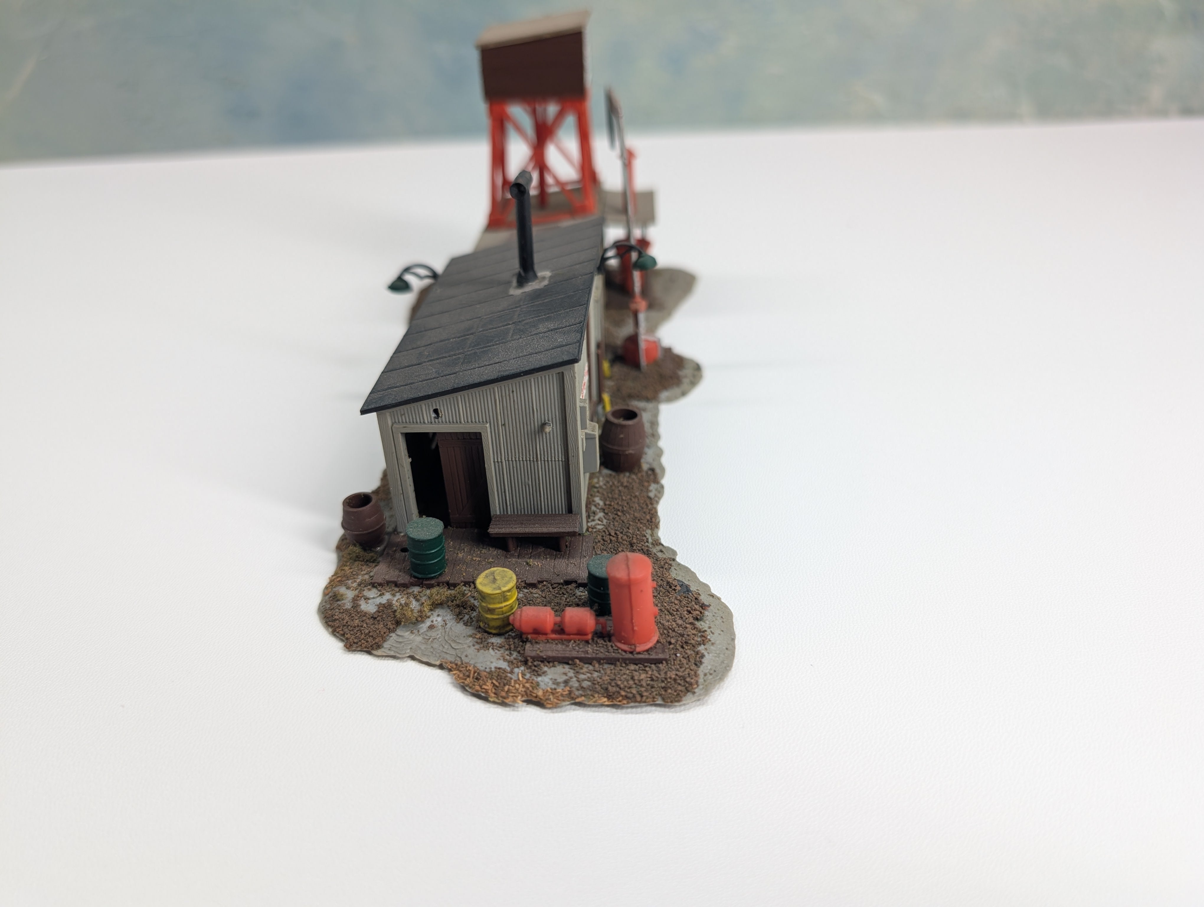 USED HO Scale Sand & Pump House