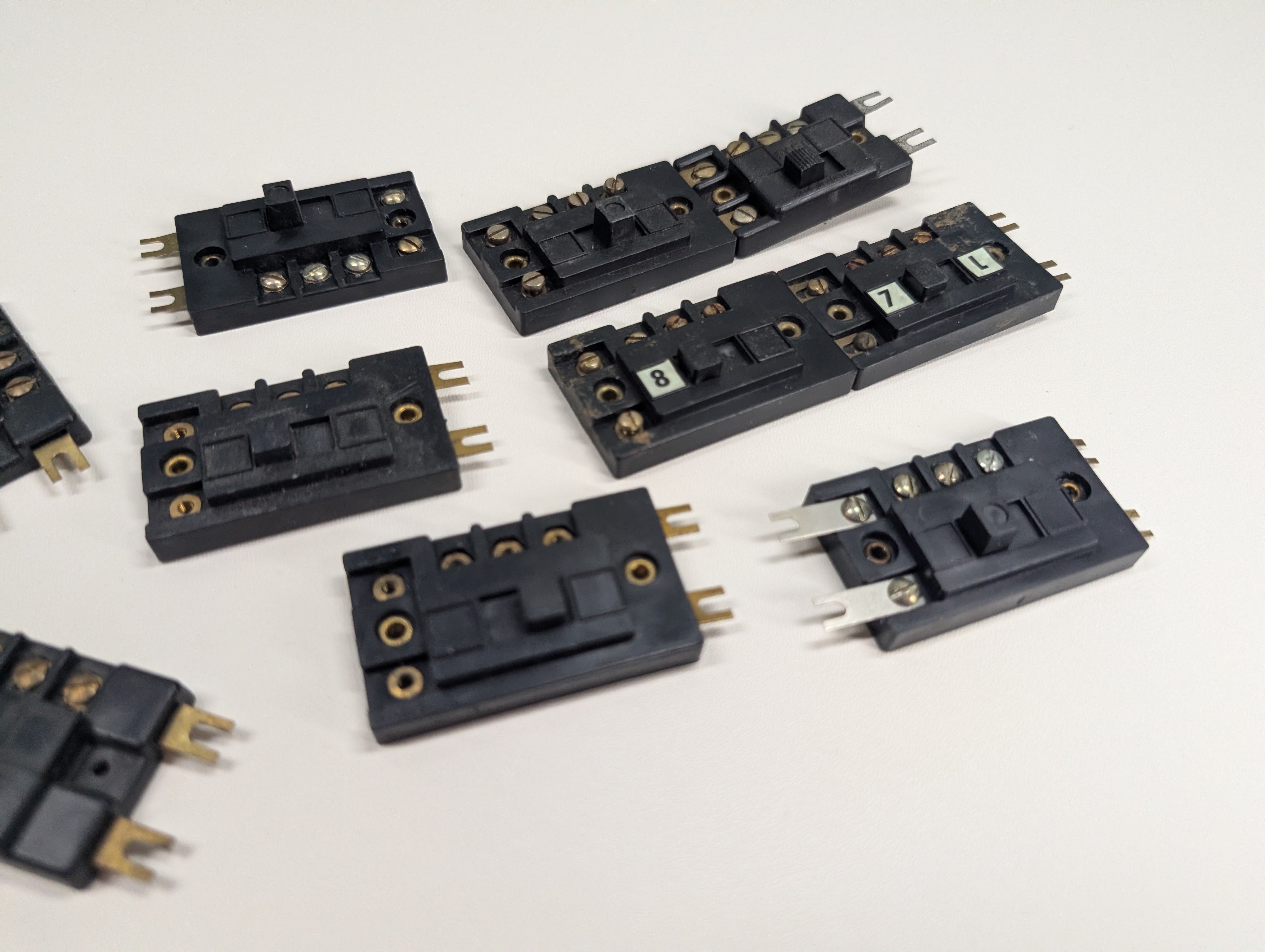 USED MULTI Scale Switch Control Boxes, Various Brands (10 pcs)