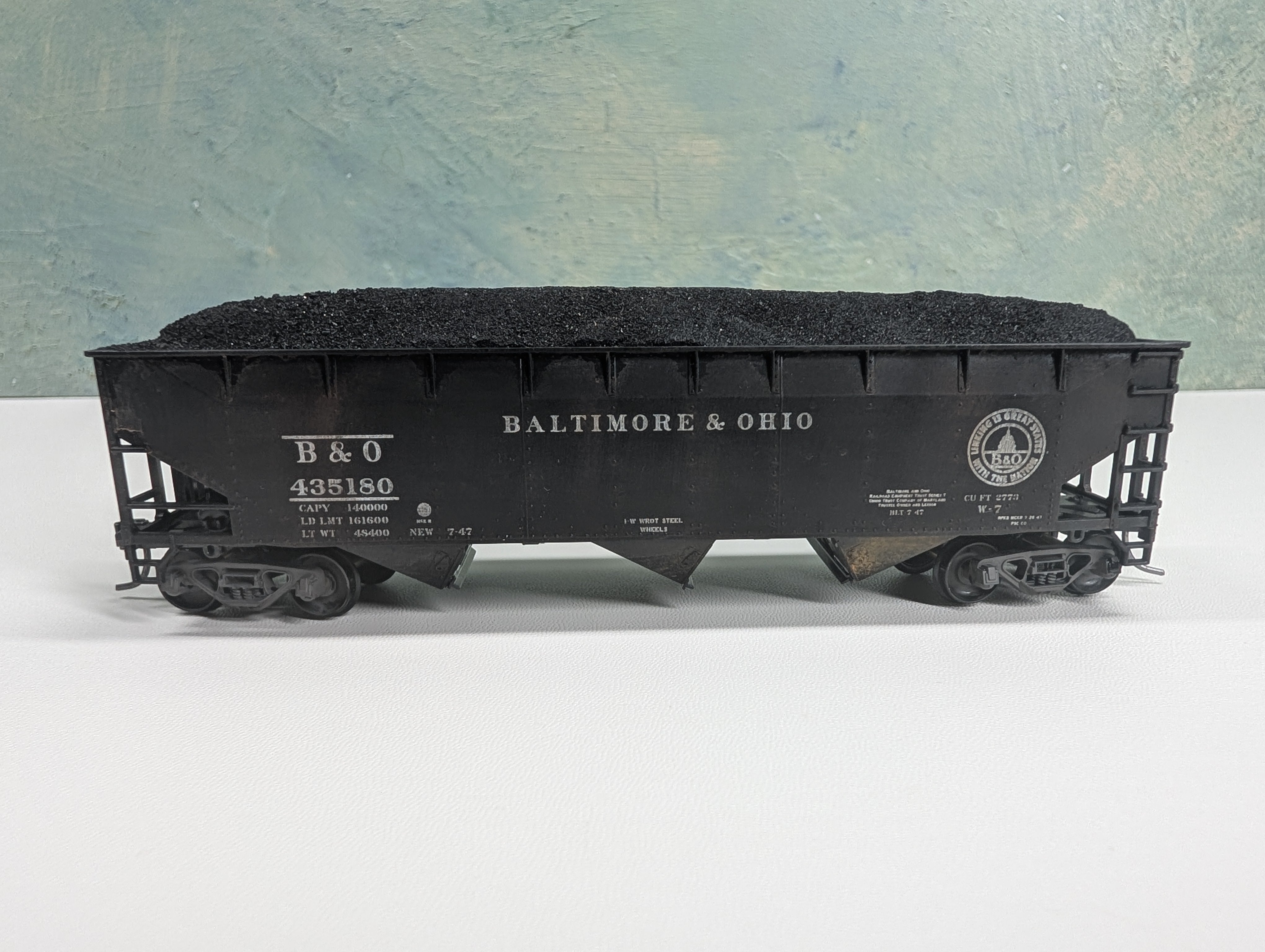 USED Stewart Hobbies HO Scale 3 Bay Open Hopper w/ Coal Load Baltimore and Ohio B&O #435180 Weathering