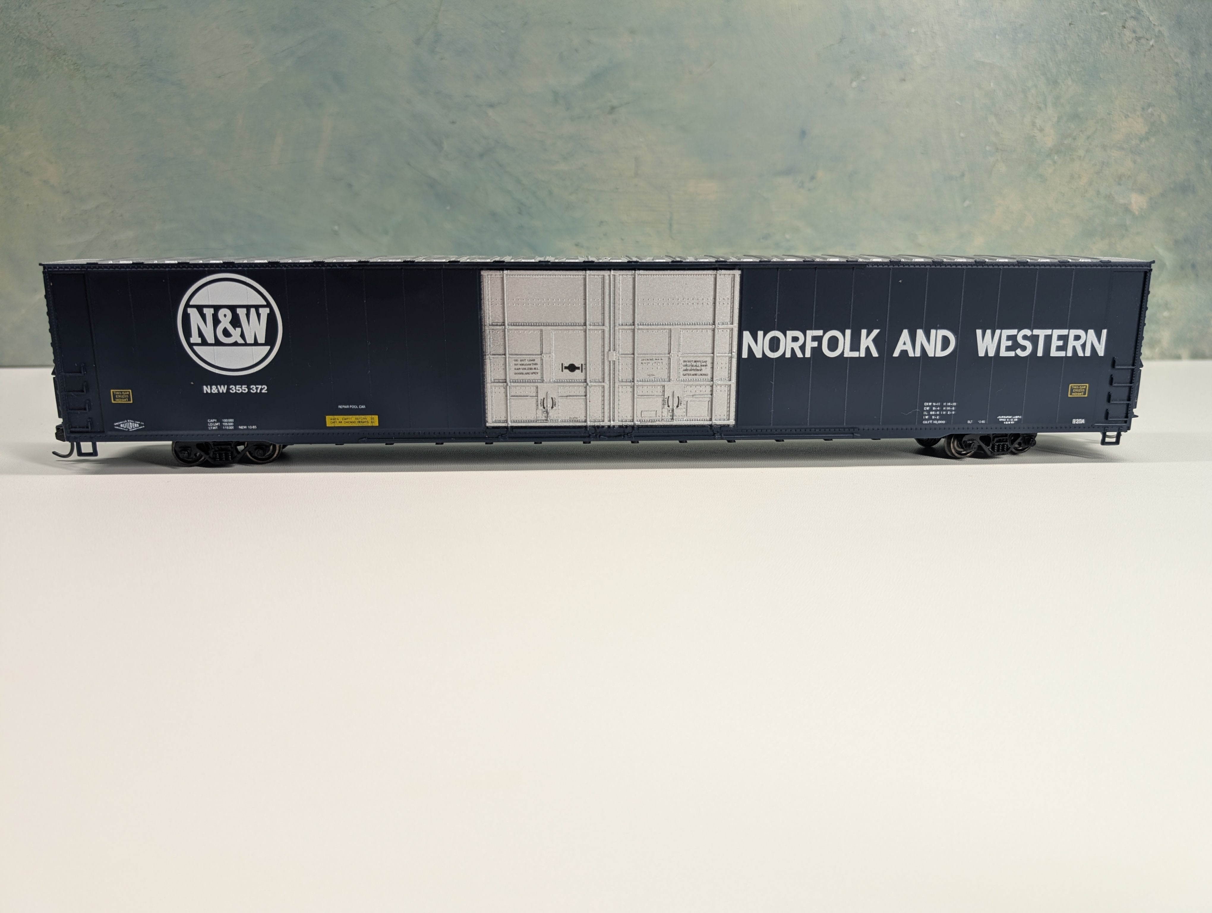 USED Athearn HO Scale 86' HI-Cube Box Car Norfolk & Western N&W #355372