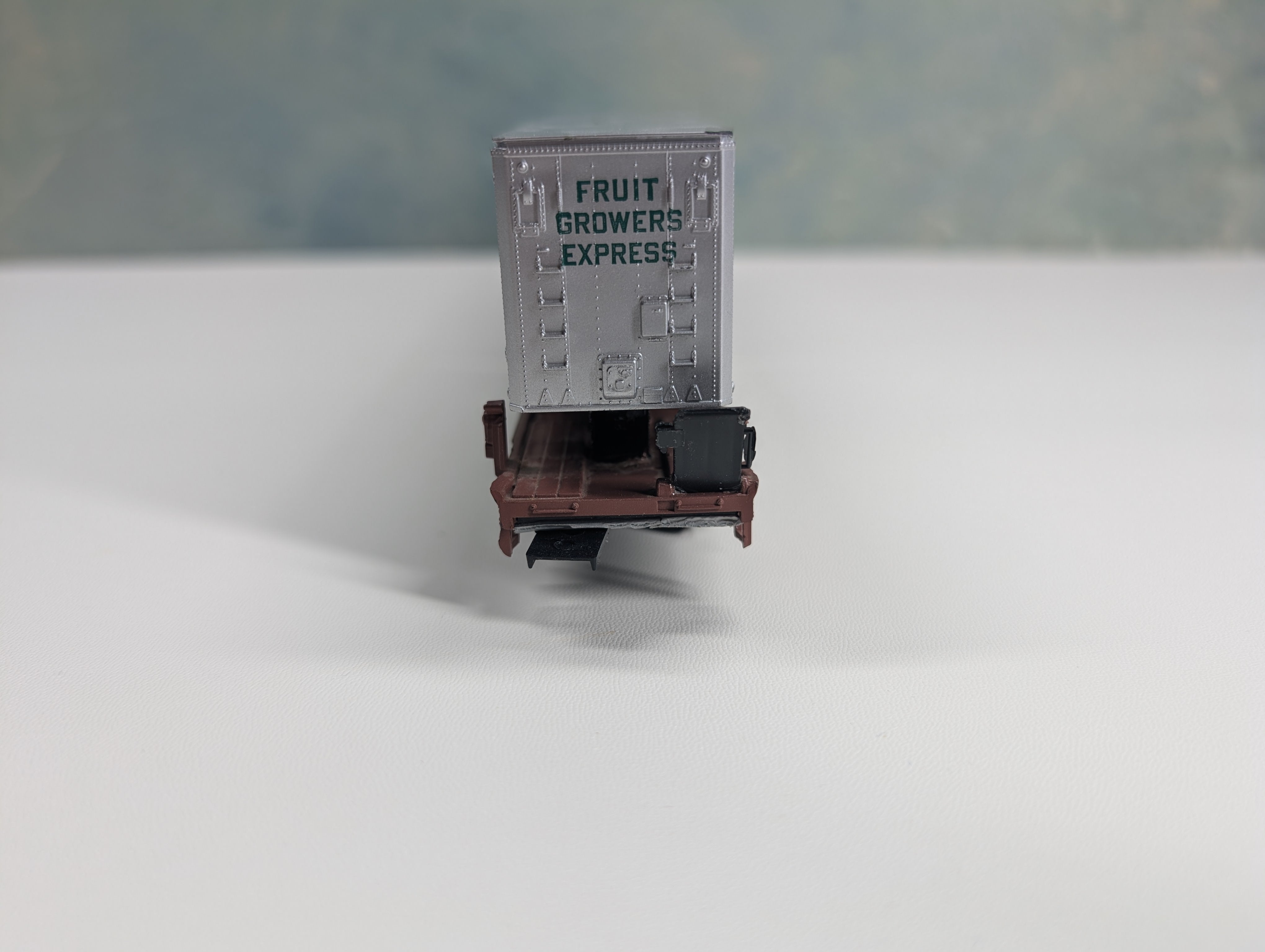 USED Athearn HO Scale 85' Flat Car w/ Fruit Growers Trailers North American Car Crop NAFX #103