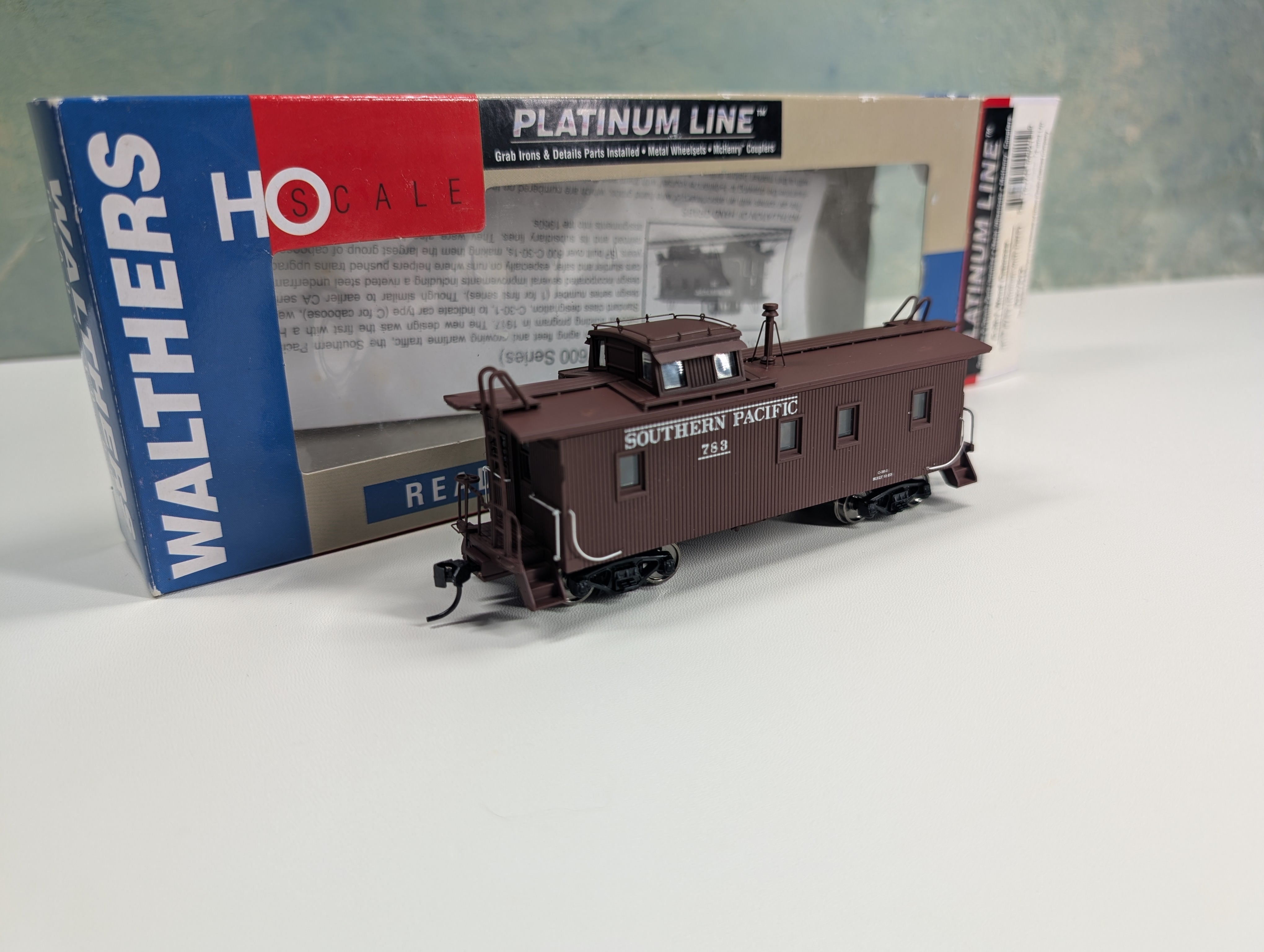 USED Walthers 932-7612 HO Scale C-30-1 Wood Caboose Southern Pacific #783