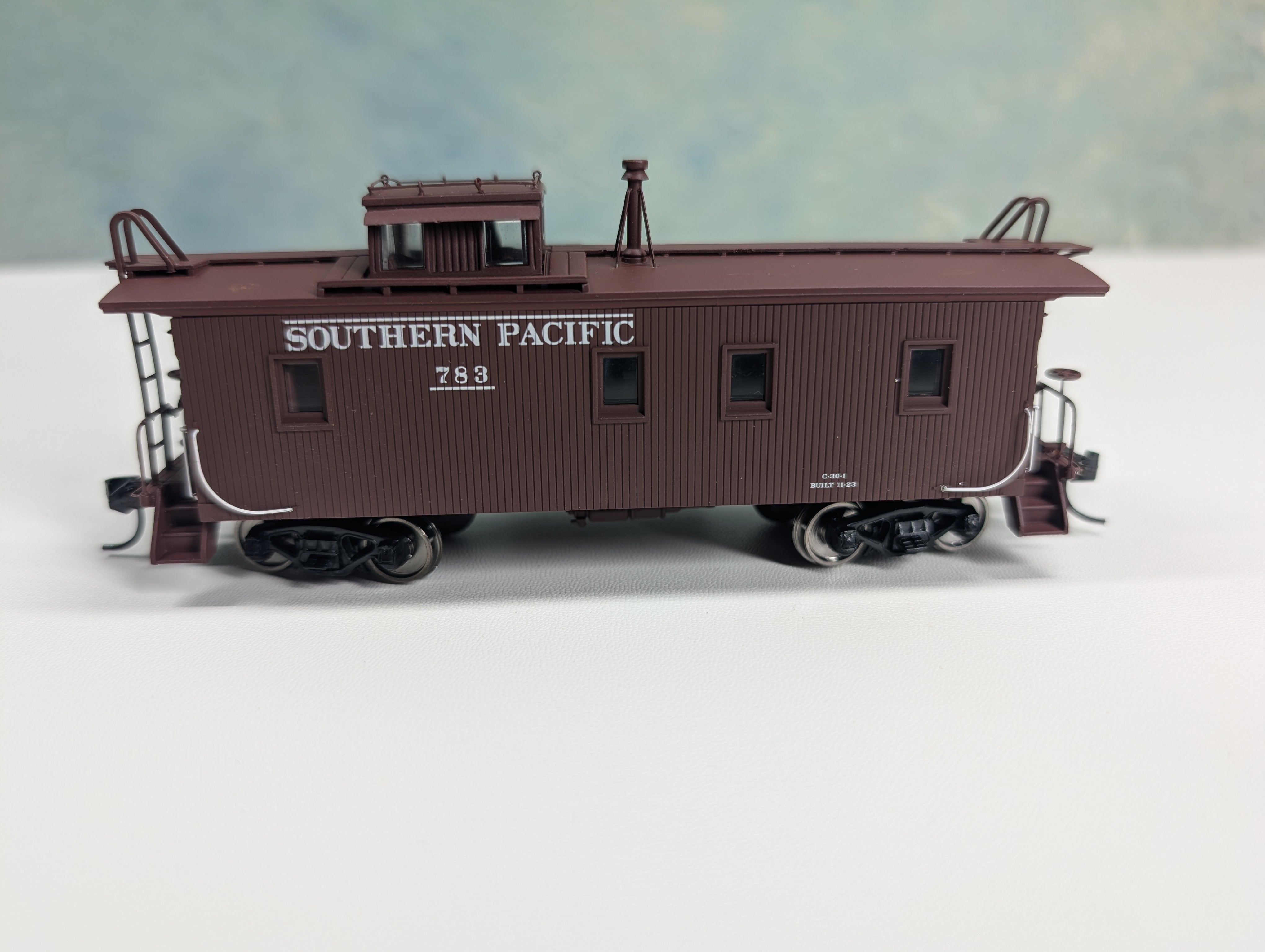 USED Walthers 932-7612 HO Scale C-30-1 Wood Caboose Southern Pacific #783