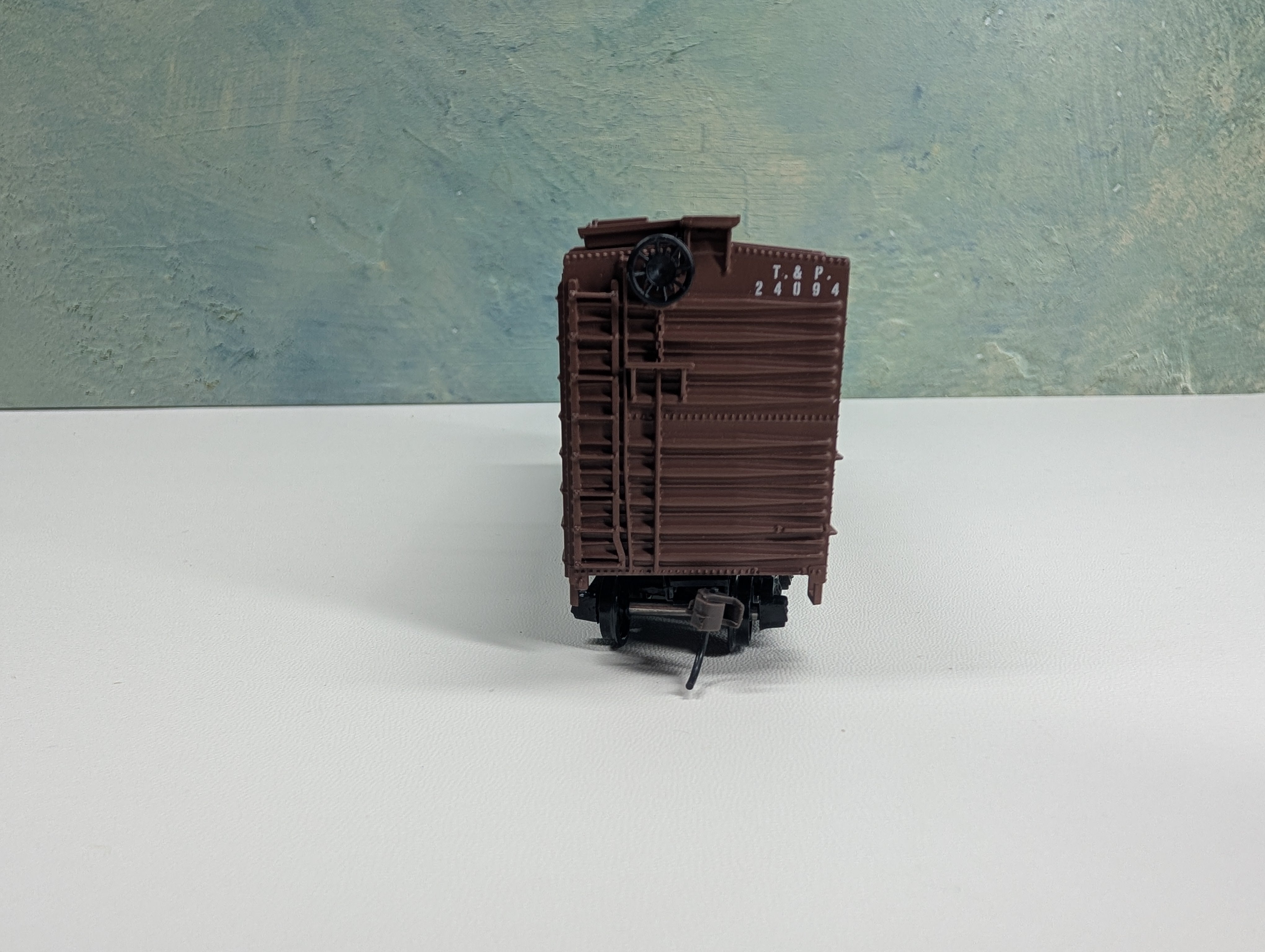 USED Athearn 1773 HO Scale 40' Stock Car Texas and Pacific T&P #24094