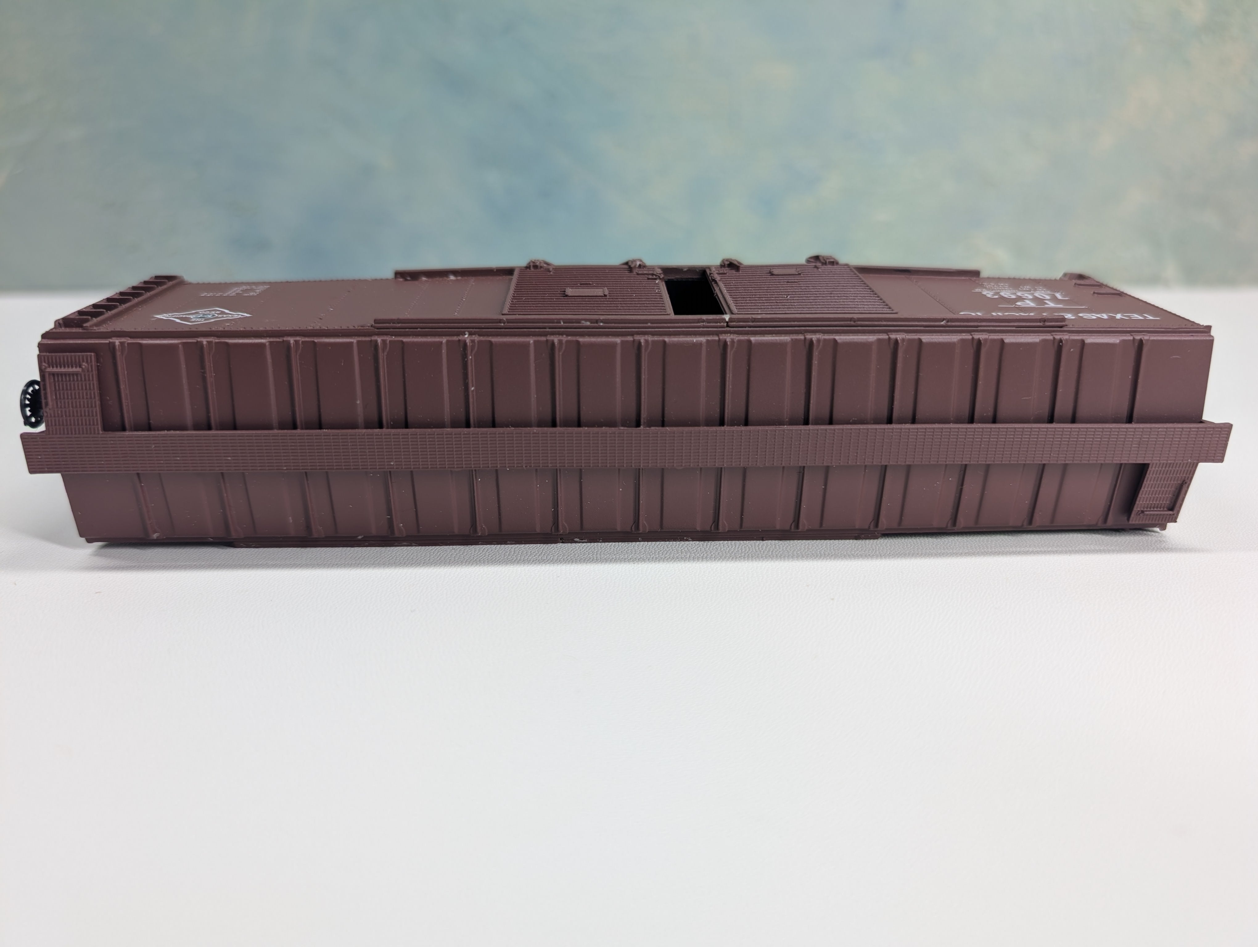 USED Athearn 5110 HO Scale 50' Box Car Texas and Pacific T&P #70693