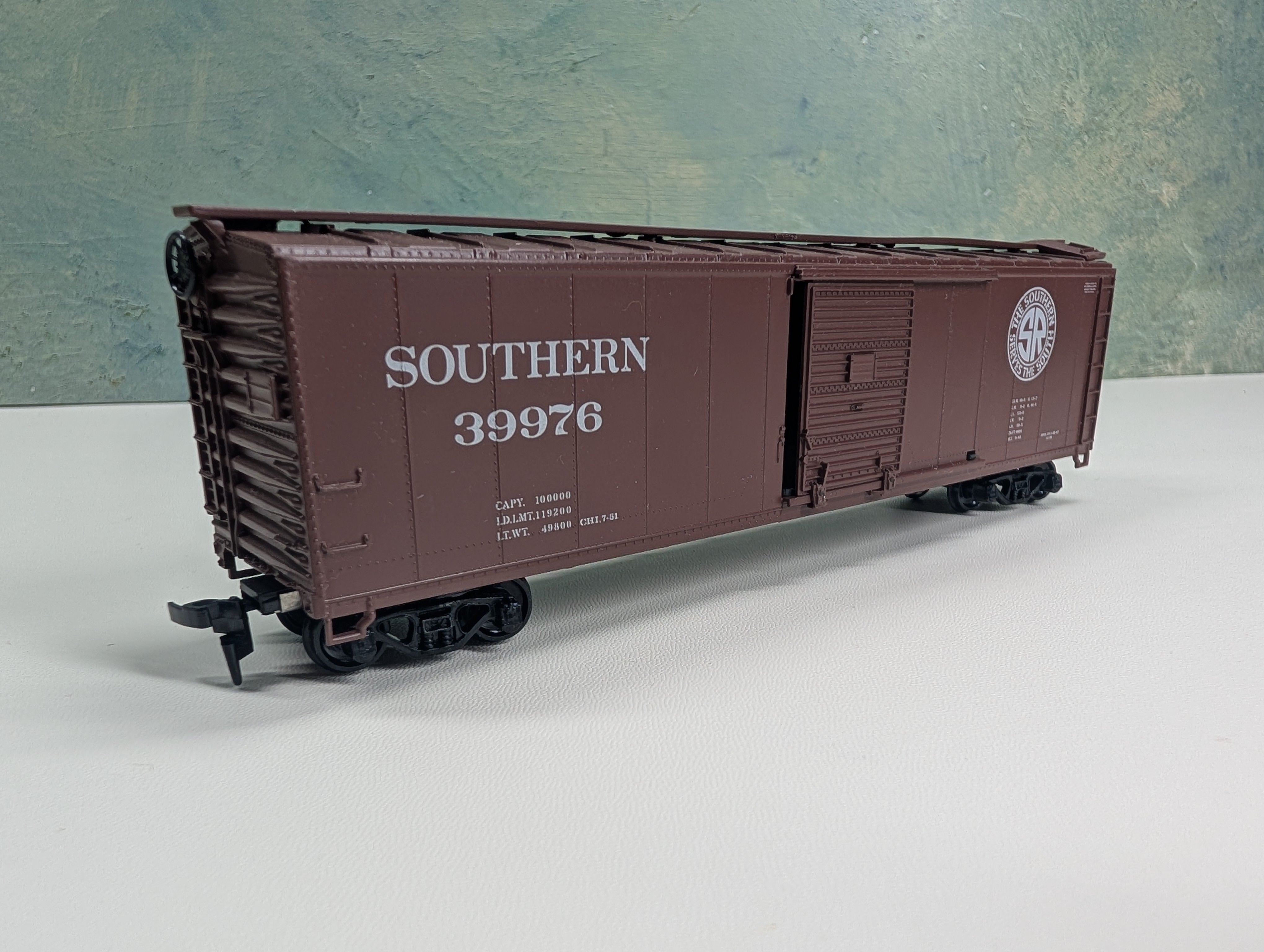 USED Athearn 5060 HO Scale 50' Box Car Southern #39976
