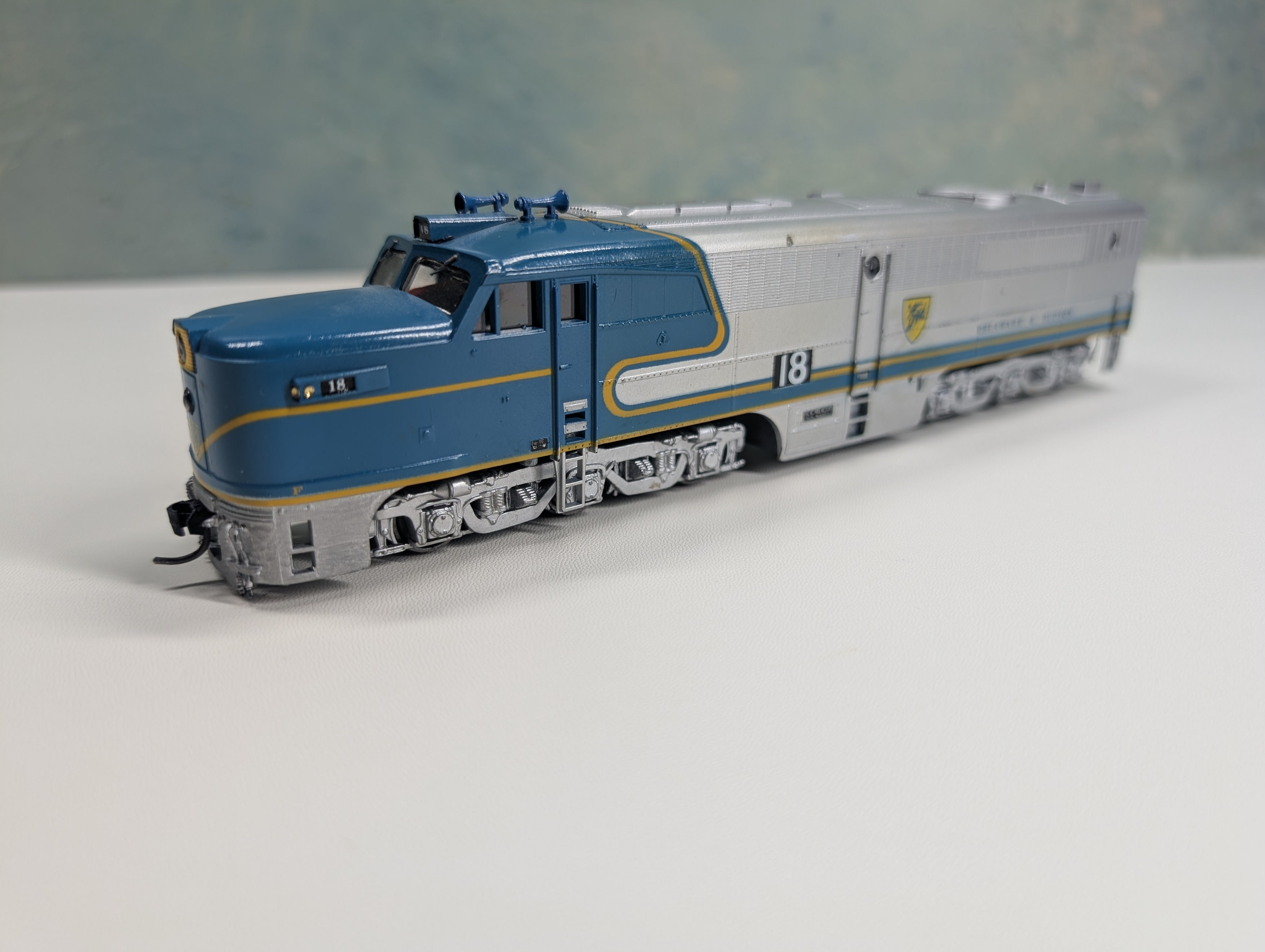 USED Athearn HO Scale PA-1 Diesel Locomotive Delaware and Hudson D&H #18 Runs DC