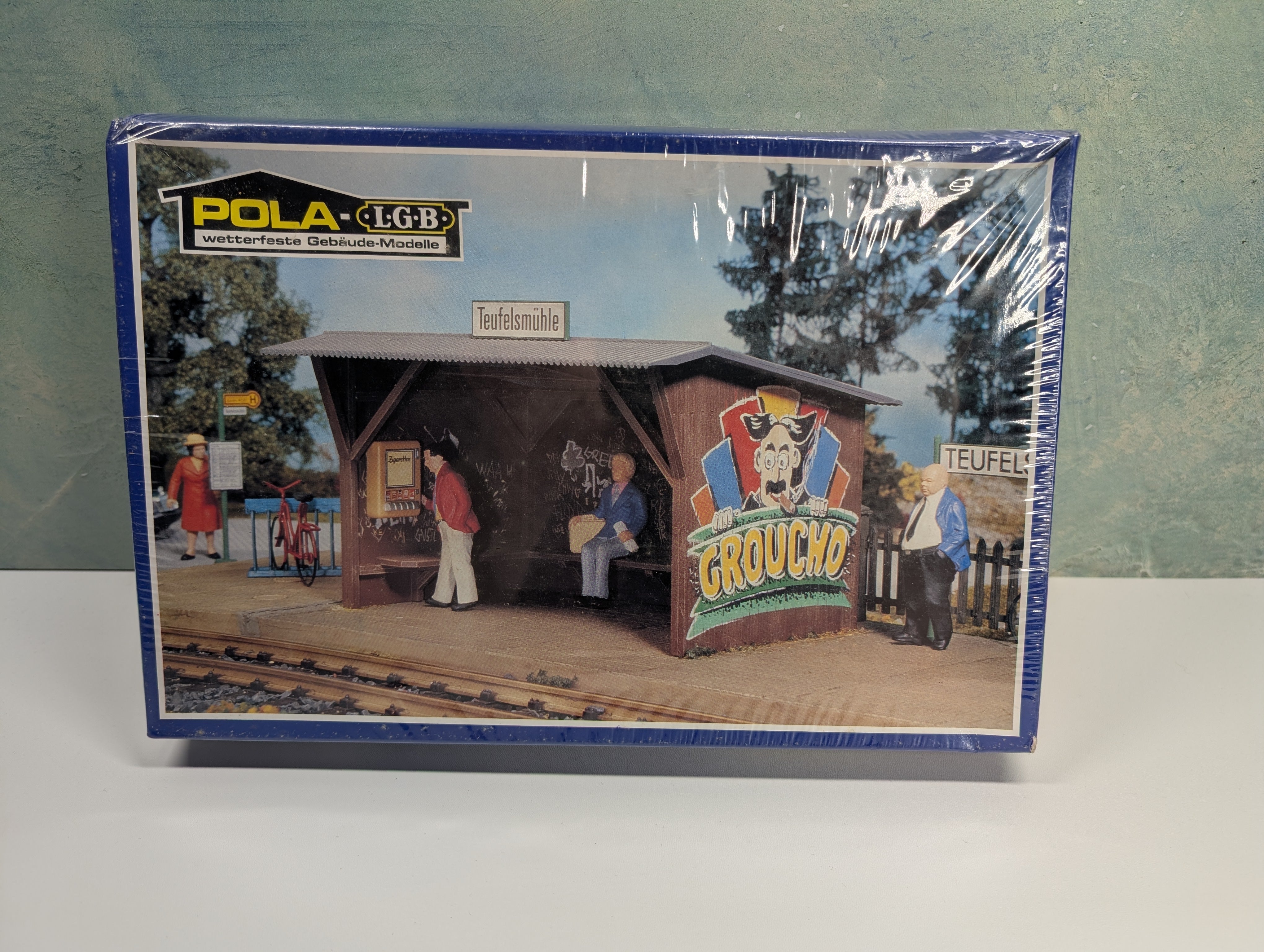 Pola 912 G Scale Carnival Game, Dark Moor Shanty