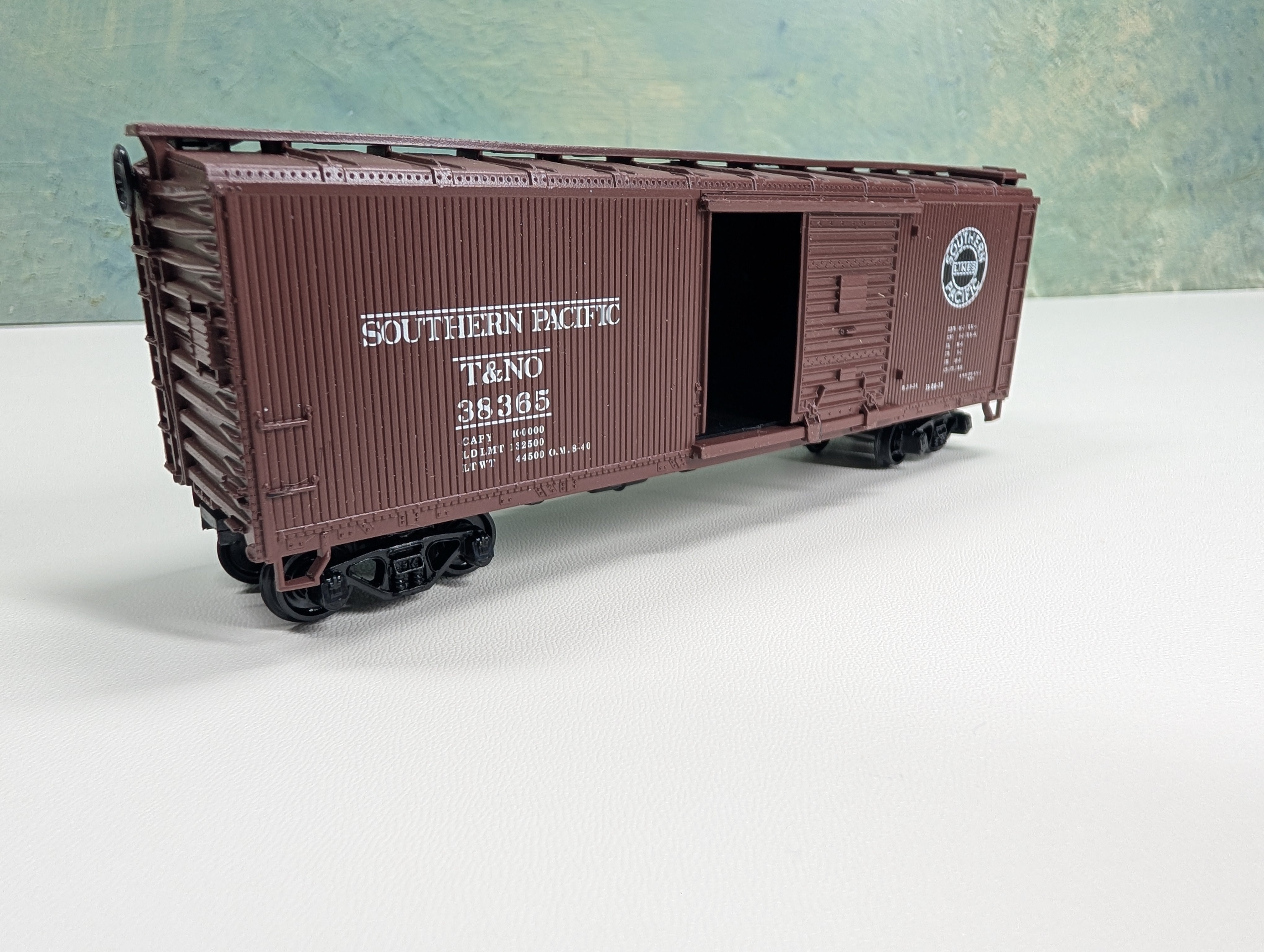 USED Athearn HO Scale 40' Wooden Box Car Southern Pacific T&NO #38365