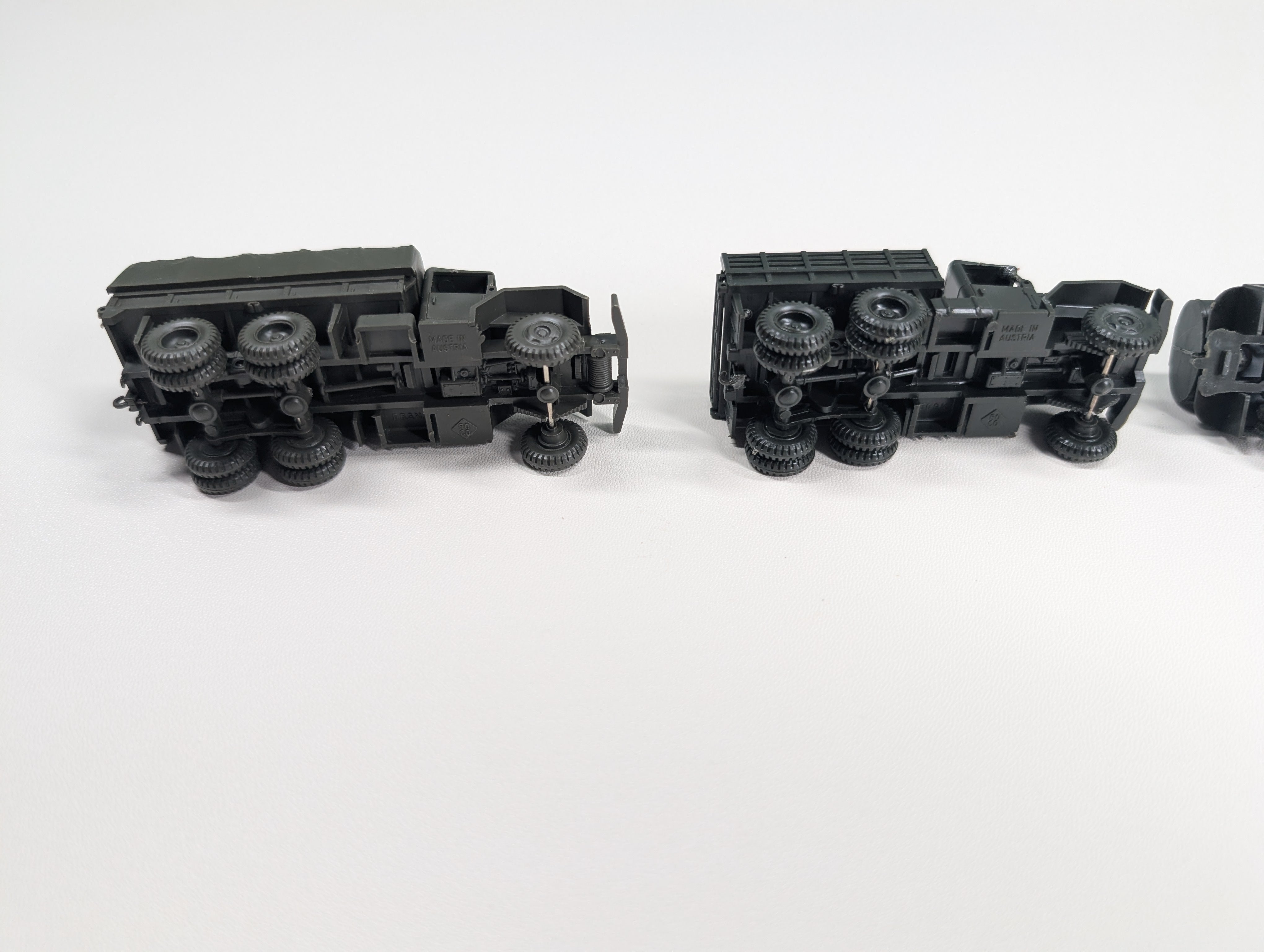 USED Roco HO Scale Lot of Army Vehicles (4 pcs)