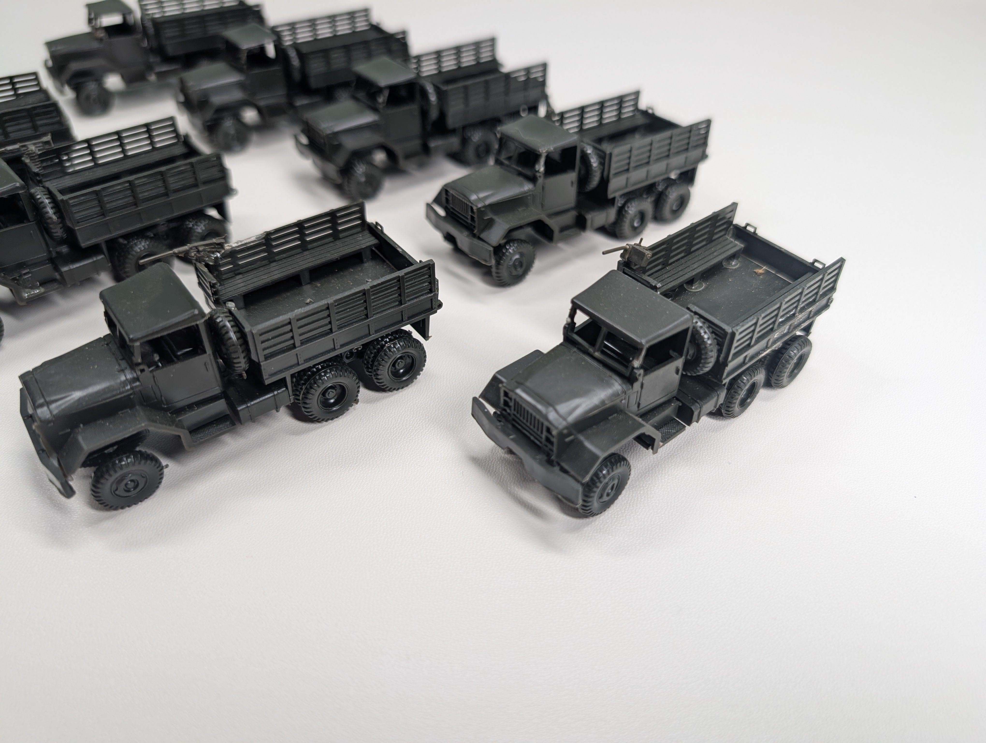 USED Roco HO Scale Lot of Army Vehicles (9 pcs)