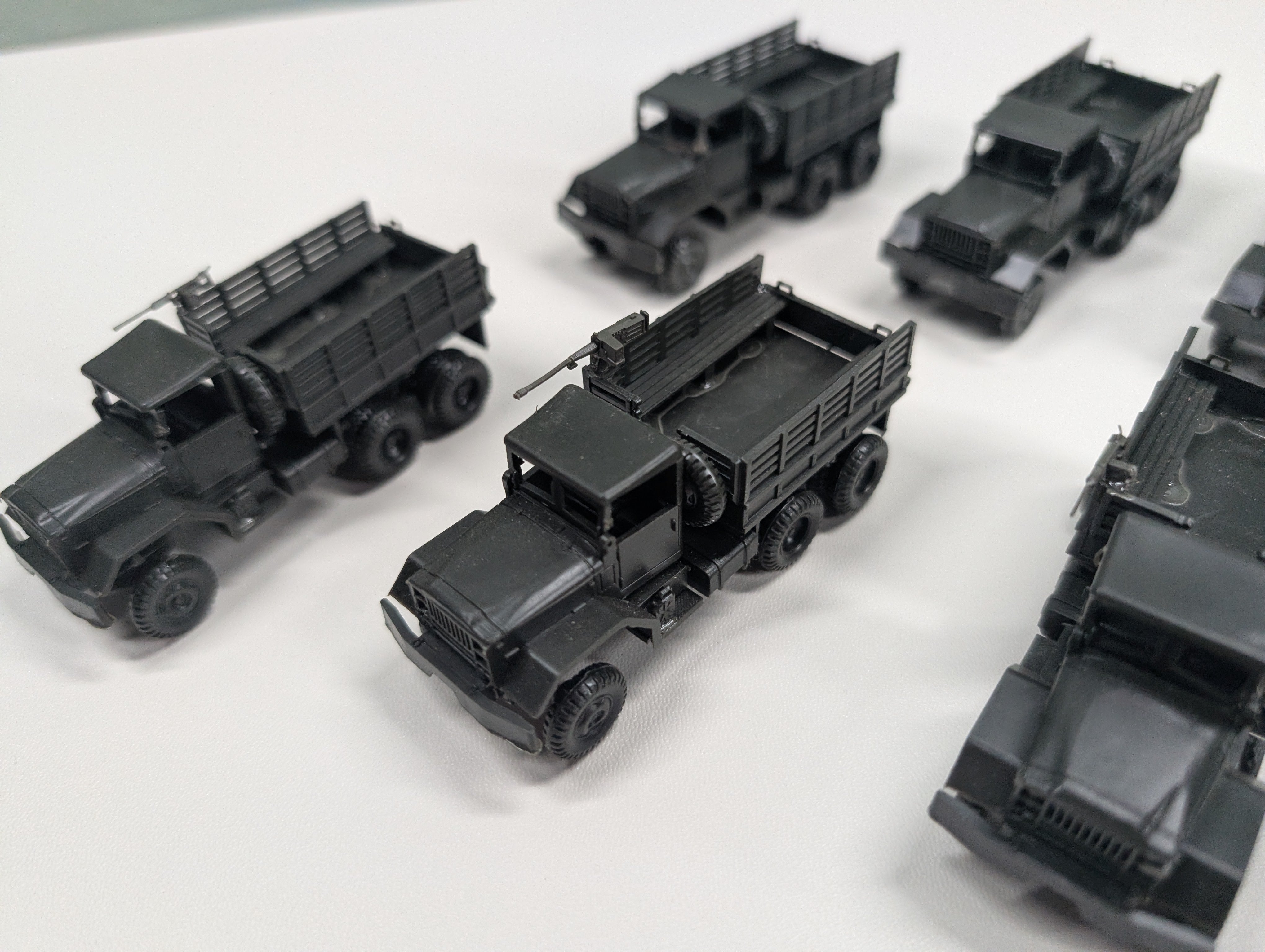 USED Roco HO Scale Lot of Army Vehicles (9 pcs)