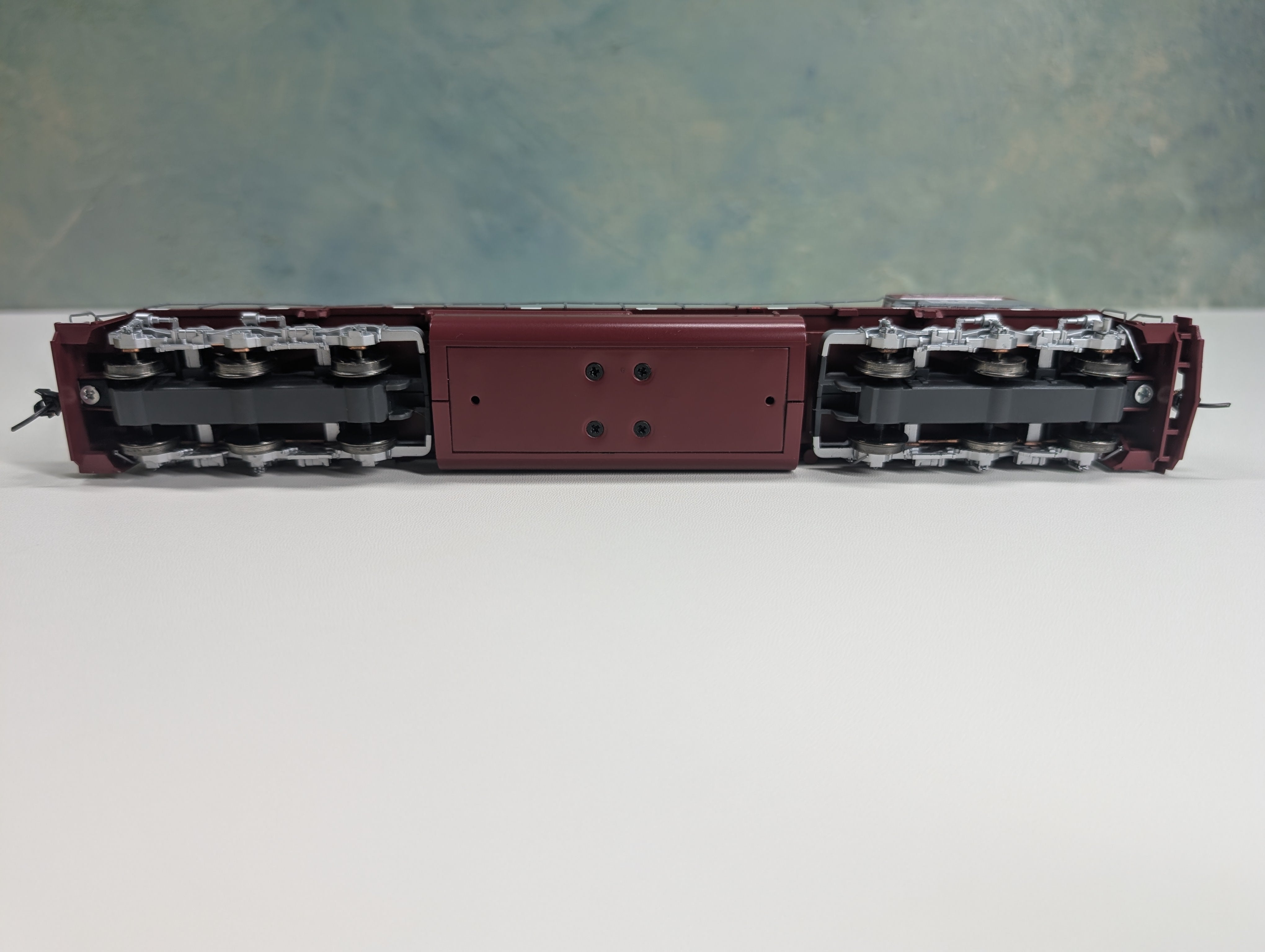 USED Athearn Genesis #0G6116 HO Scale SD70M EMD Demo Diesel Locomotive Electro-Motive #7000 Runs Great DC