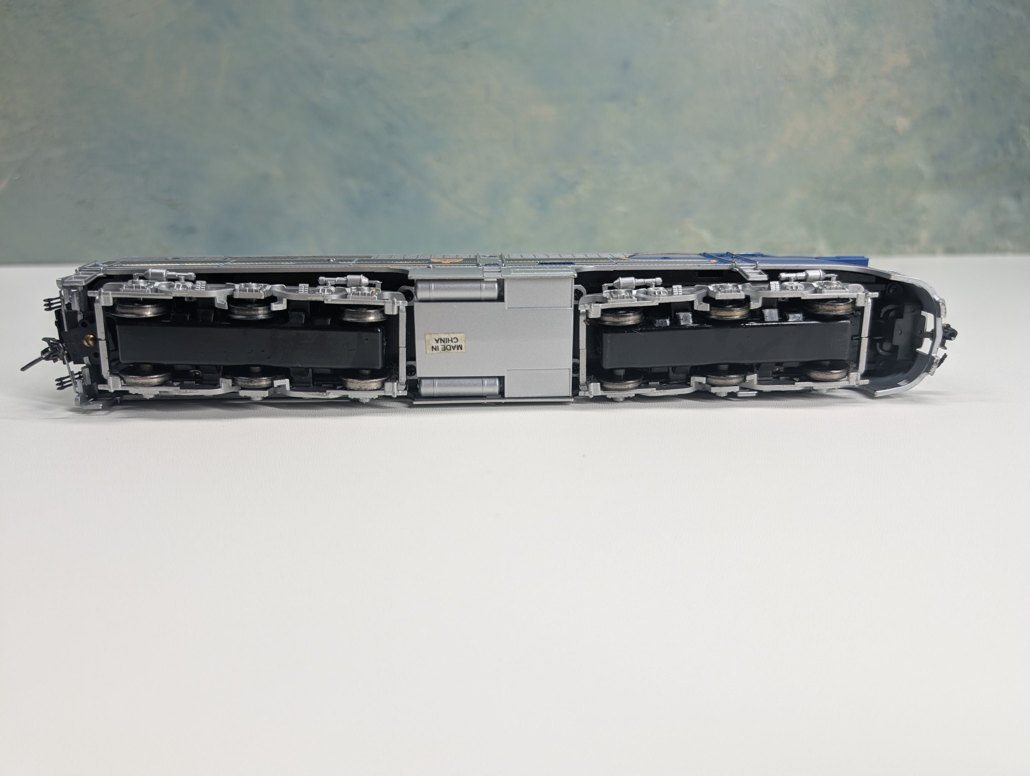 USED Precision Craft Models 359 HO Scale Alco PA2 Diesel Locomotive Blue Warbonnet Delaware and Hudson D&H #19 Runs Great DCC