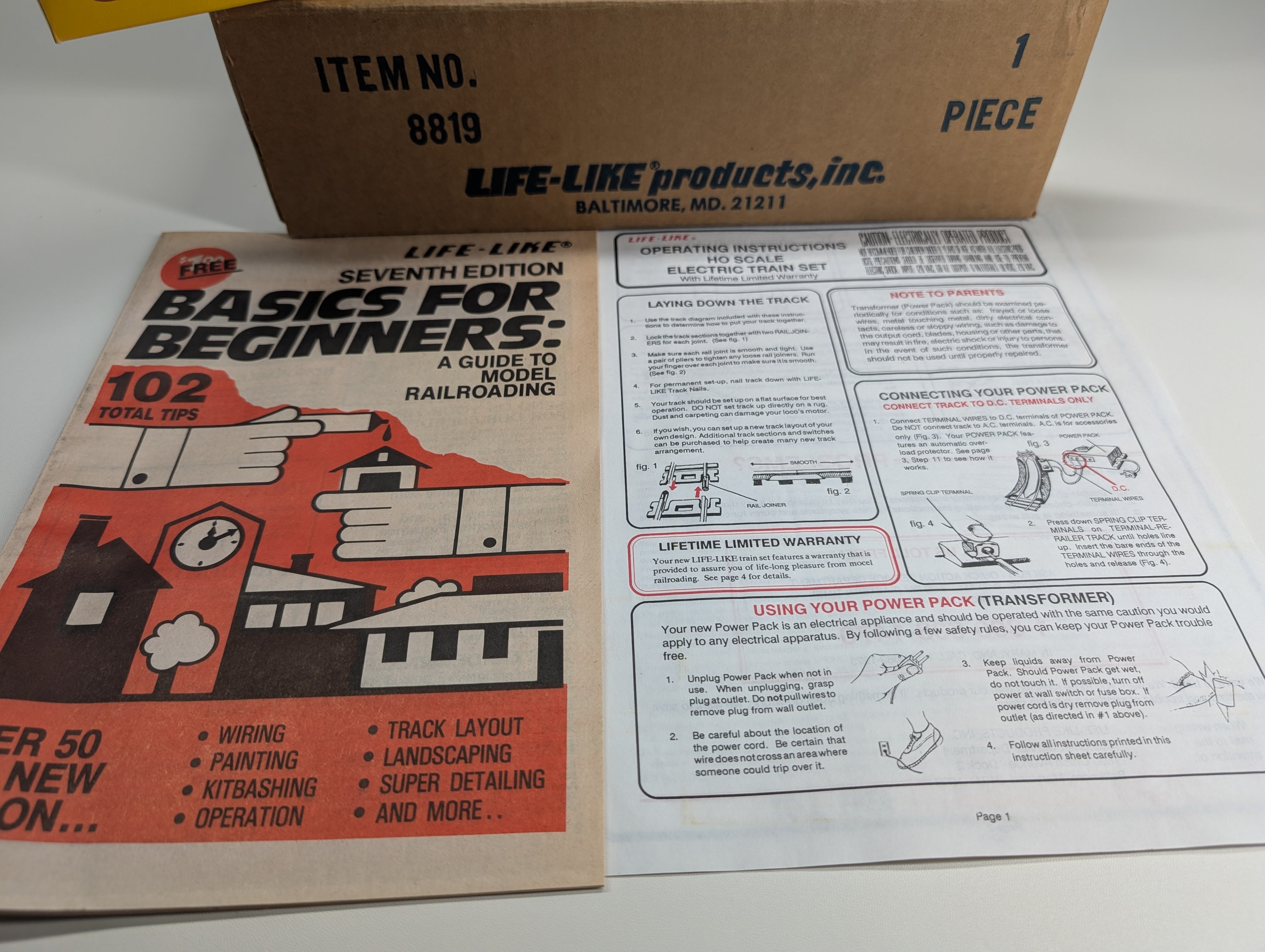 USED Life-Like 8819 HO Scale Armstrong Train Set w/ Dummy Locomotive