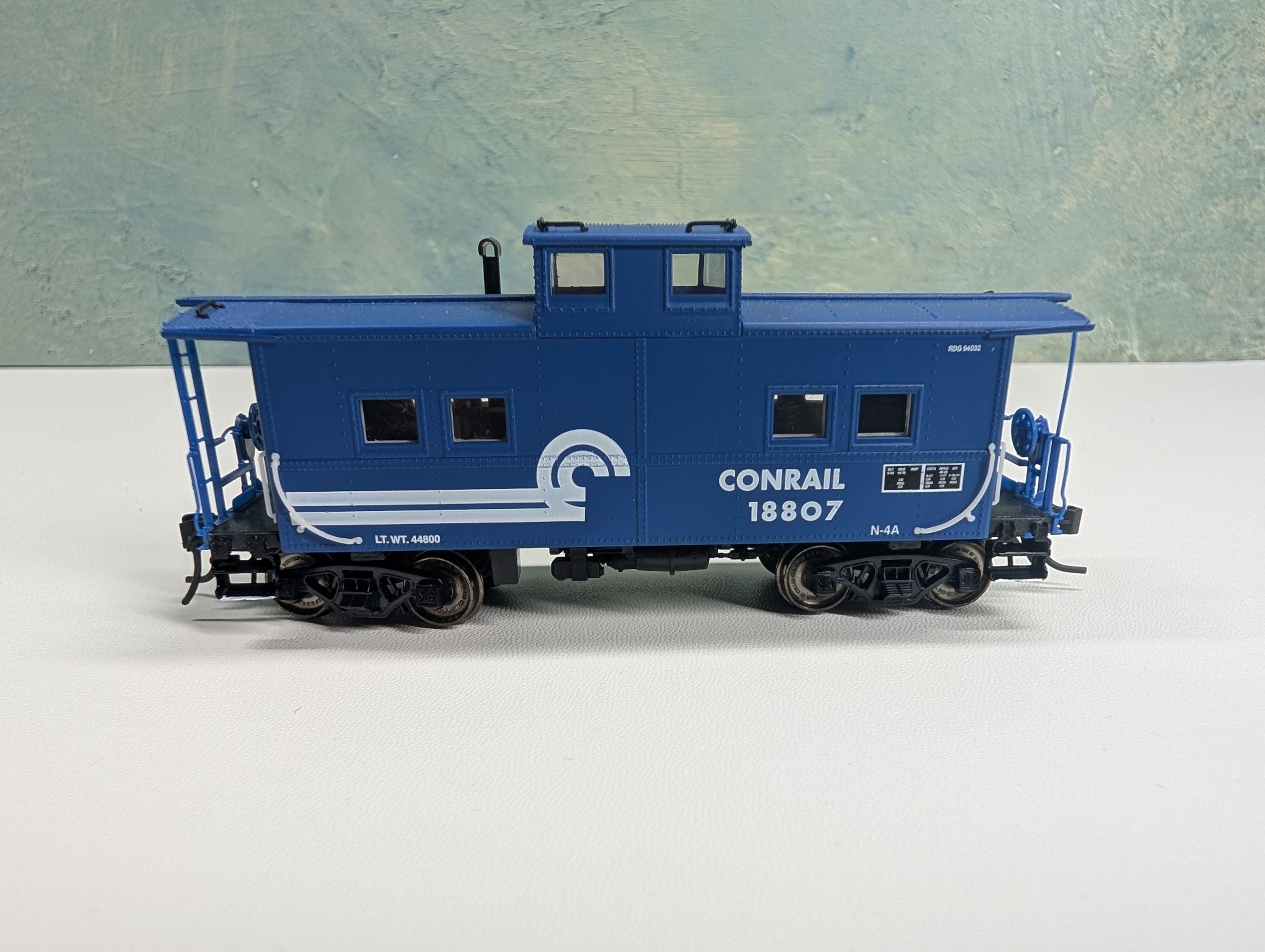 USED Life-Like 8512 HO Scale Center Cupola Steel Caboose Conrail CR #18807 Proto 2000
