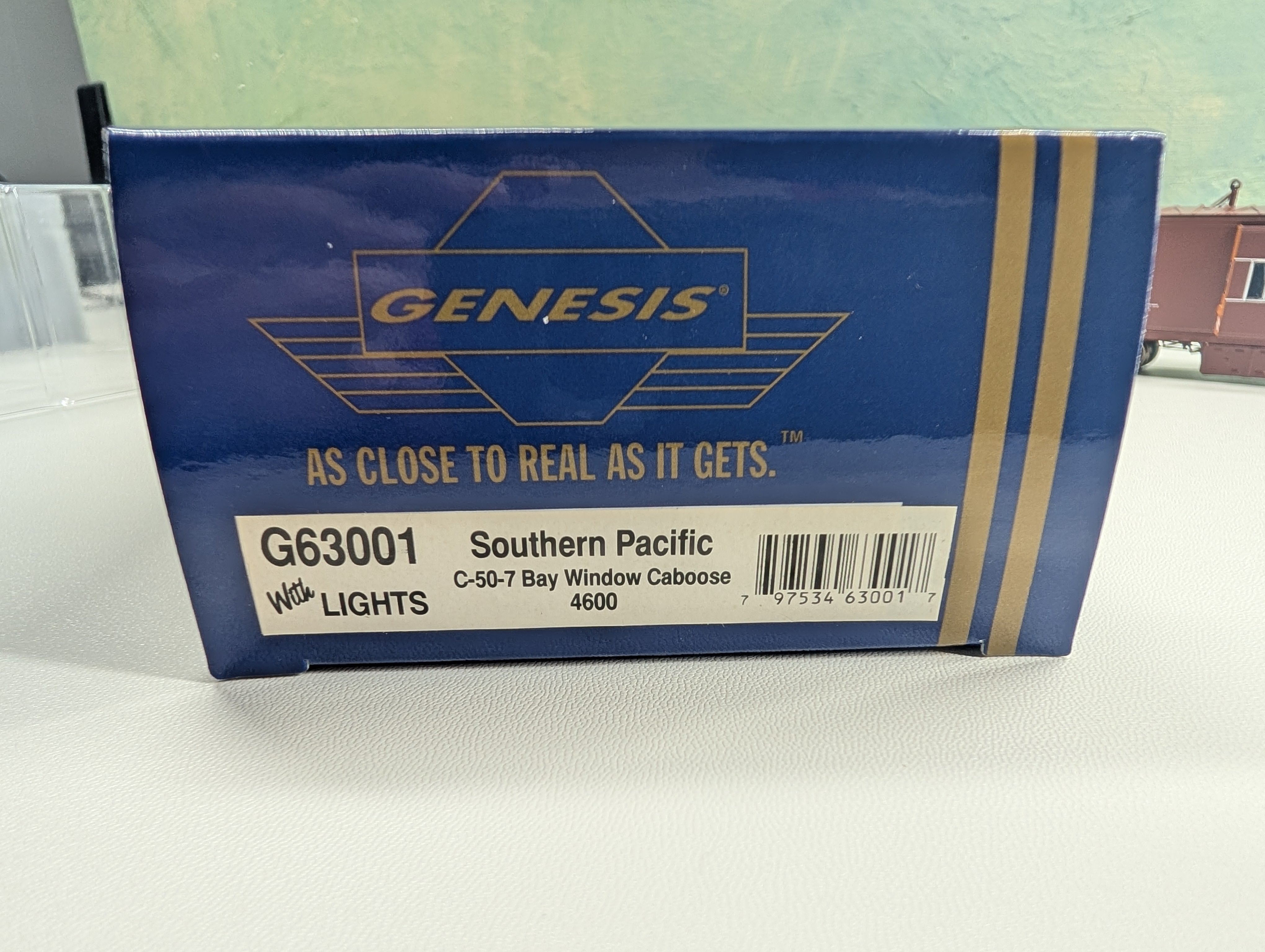 USED Athearn Genesis #G63001 HO Scale C-50-7 Bay Window Caboose with Lights Southern Pacific SP #4600