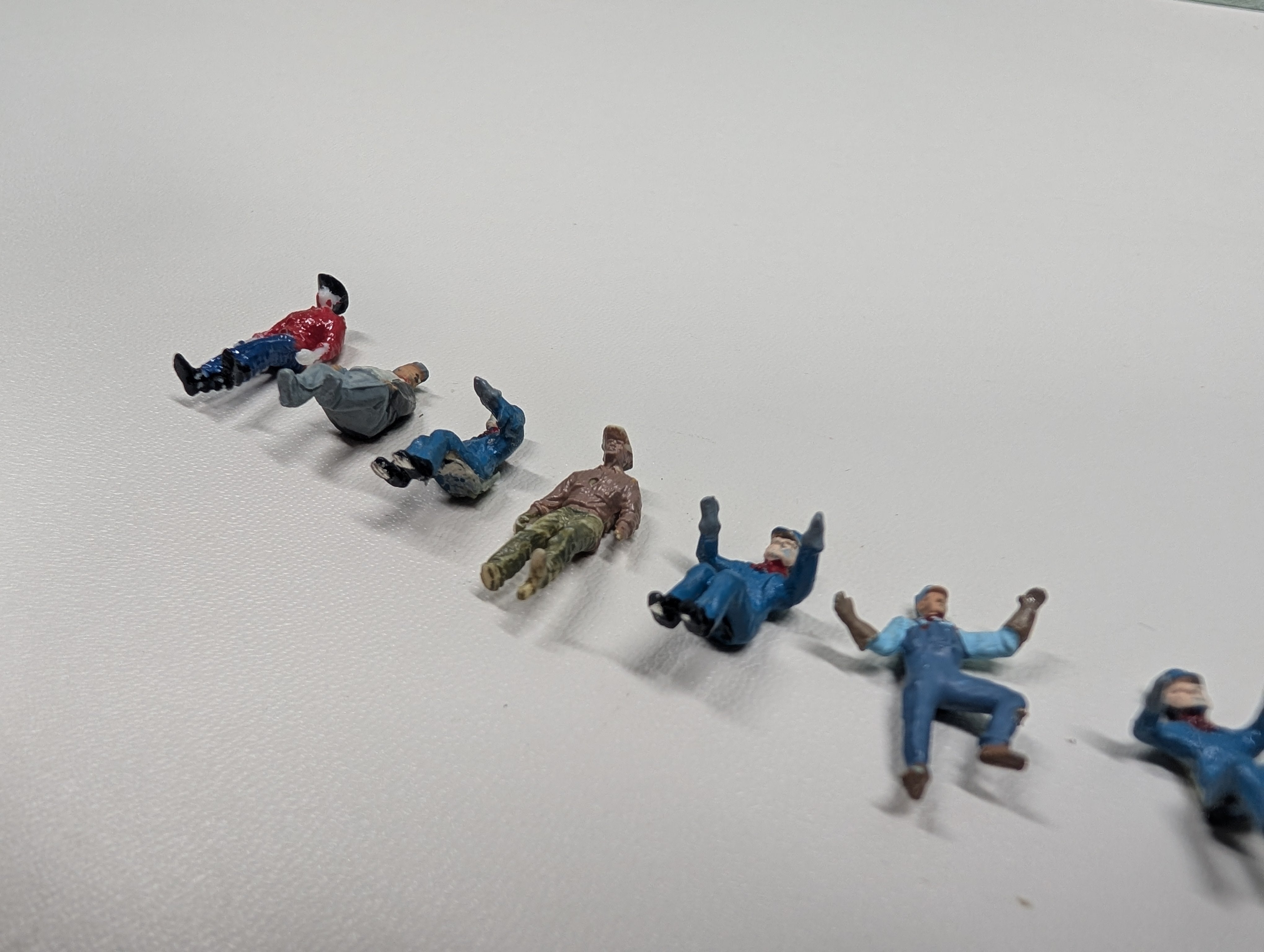 USED HO Scale Lot of Railroad Workers and People