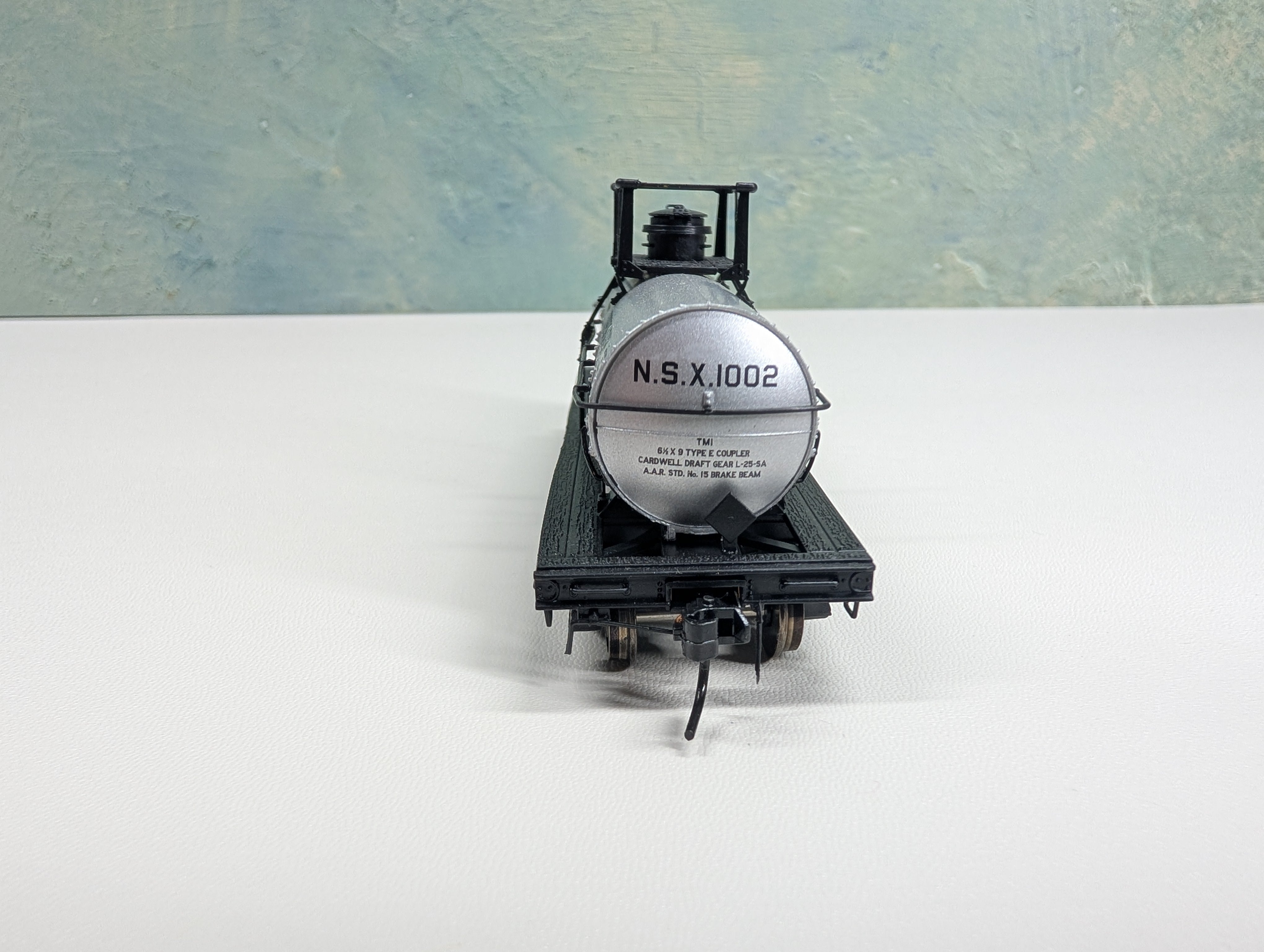 USED Broadway Limited 6127 HO Scale 6000 Gallon Tank Car Niagra Smelting Co. NSX #1002