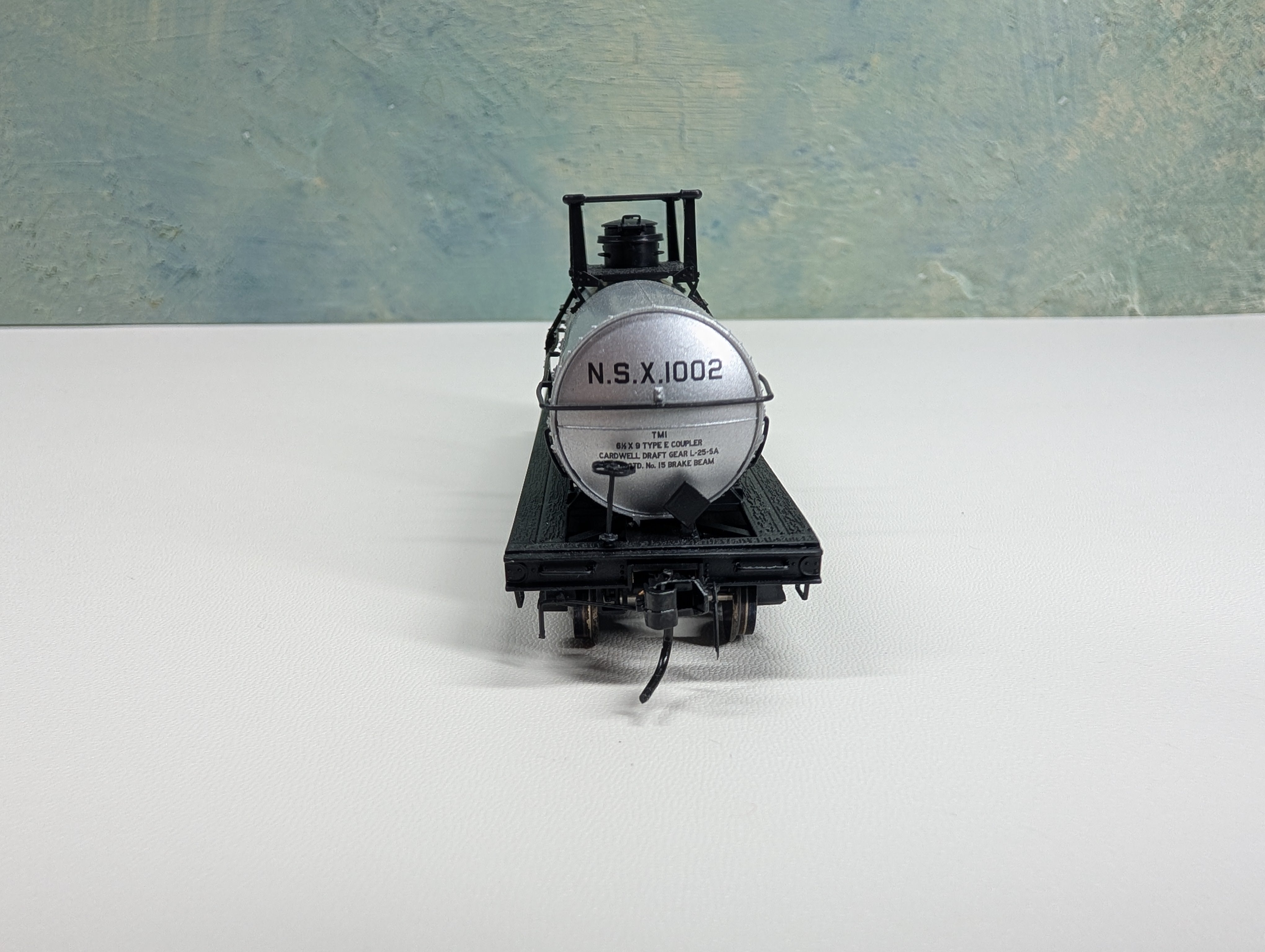 USED Broadway Limited 6127 HO Scale 6000 Gallon Tank Car Niagra Smelting Co. NSX #1002