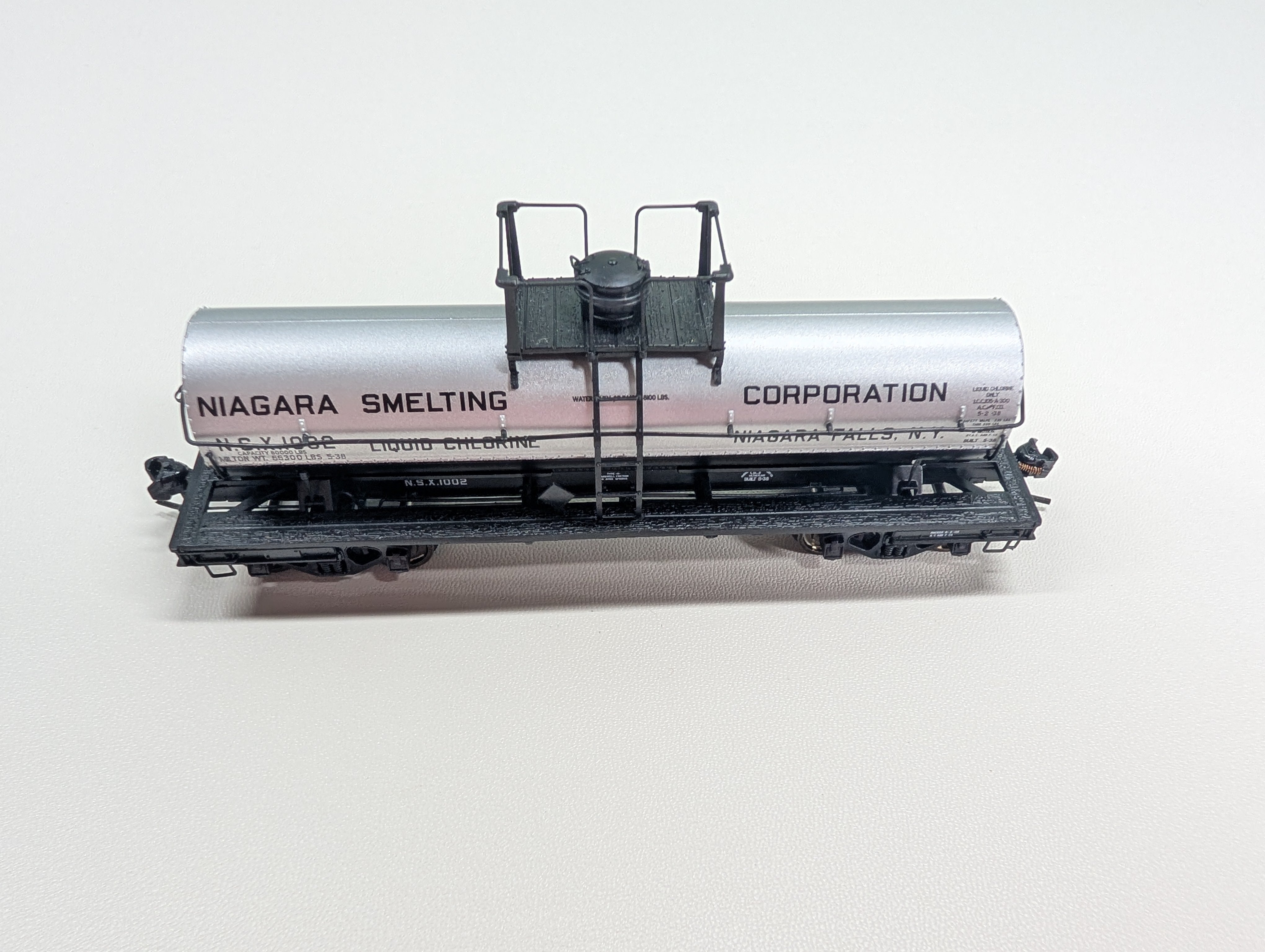 USED Broadway Limited 6127 HO Scale 6000 Gallon Tank Car Niagra Smelting Co. NSX #1002