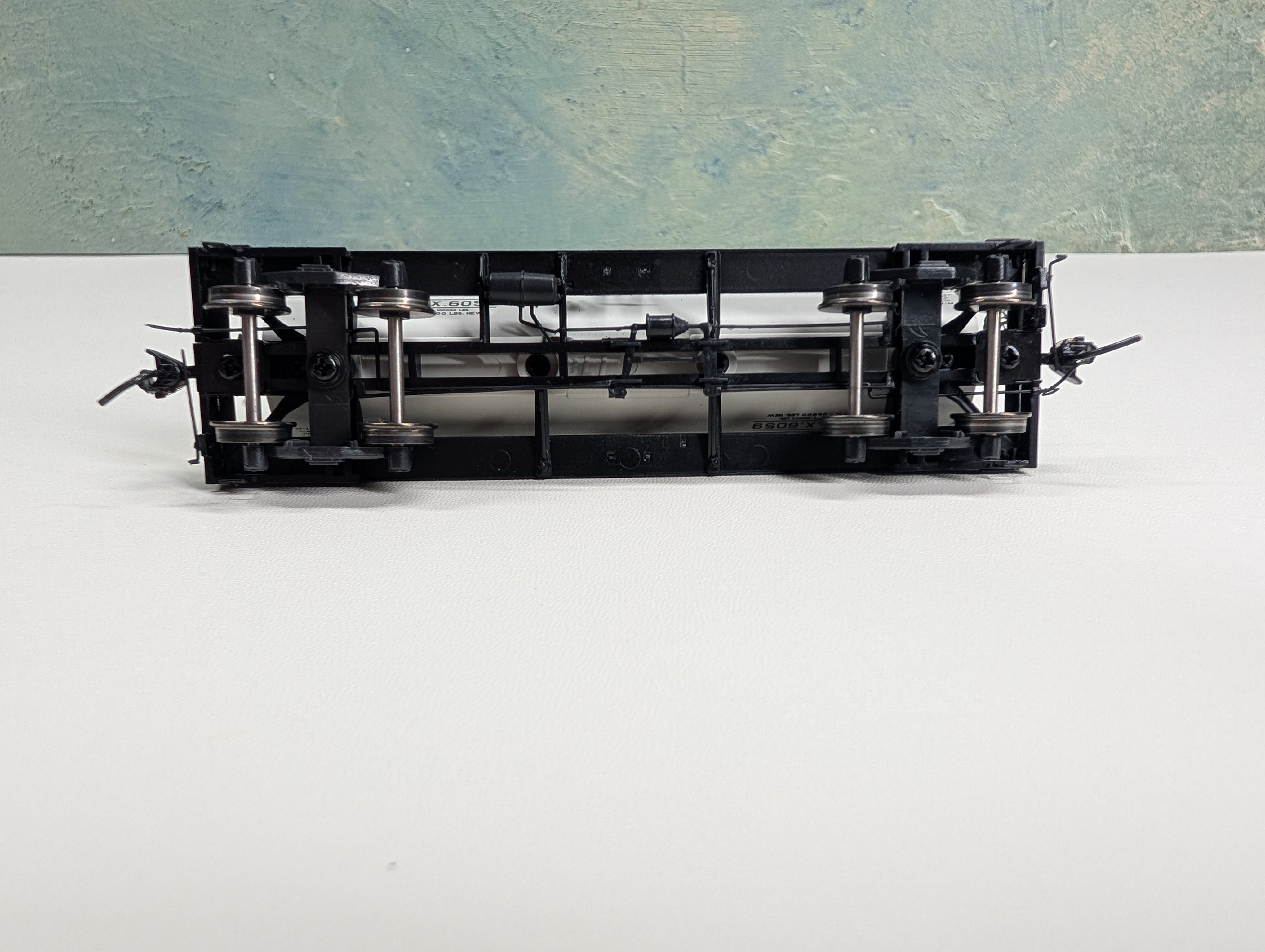 USED Broadway Limited 6126 HO Scale 6000 Gallon Tank Car Ethyl Co. EBAX #6059