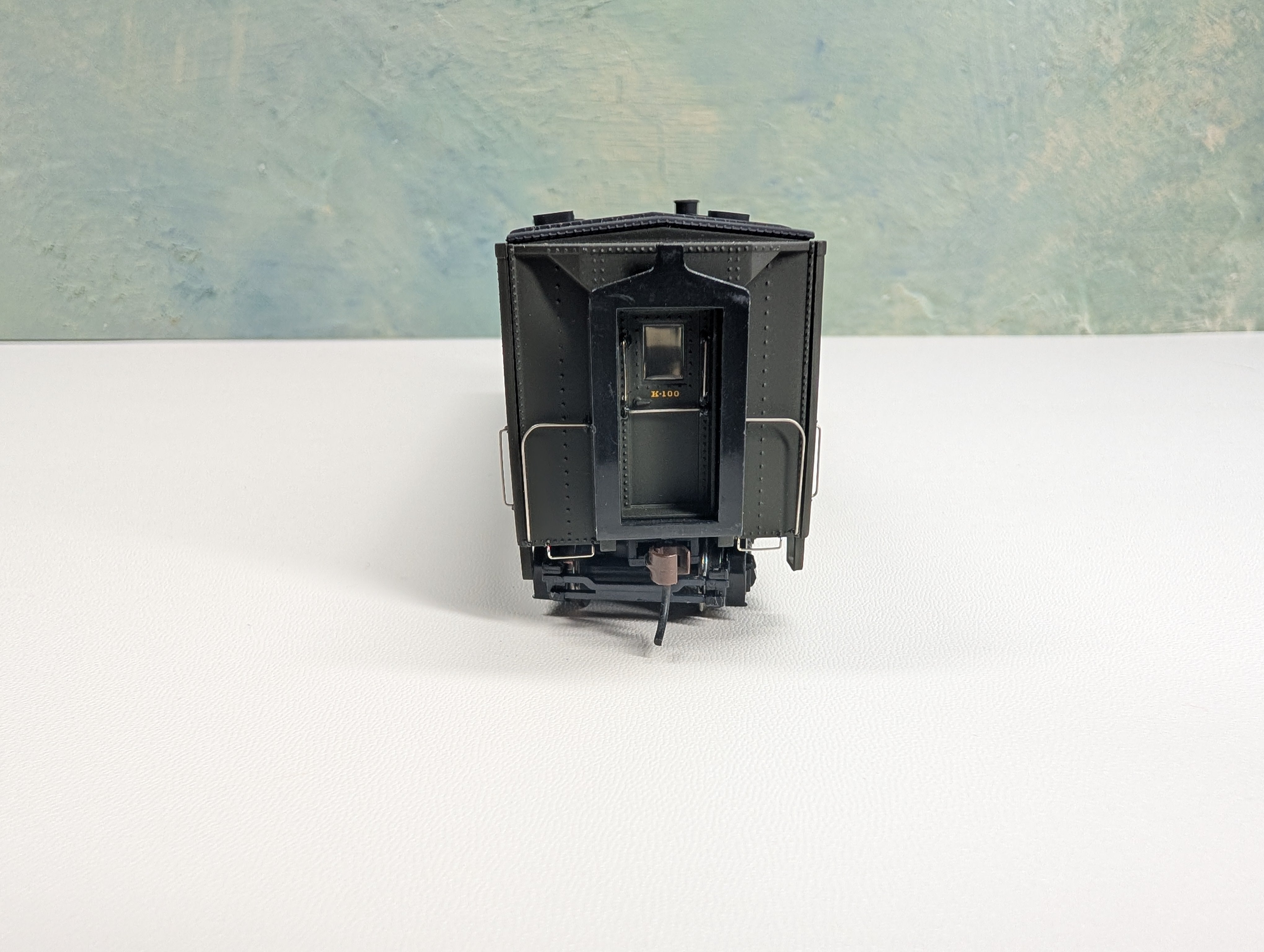 USED Walthers 932-4181 HO Scale ACF Troop Kitchen Car #K-100