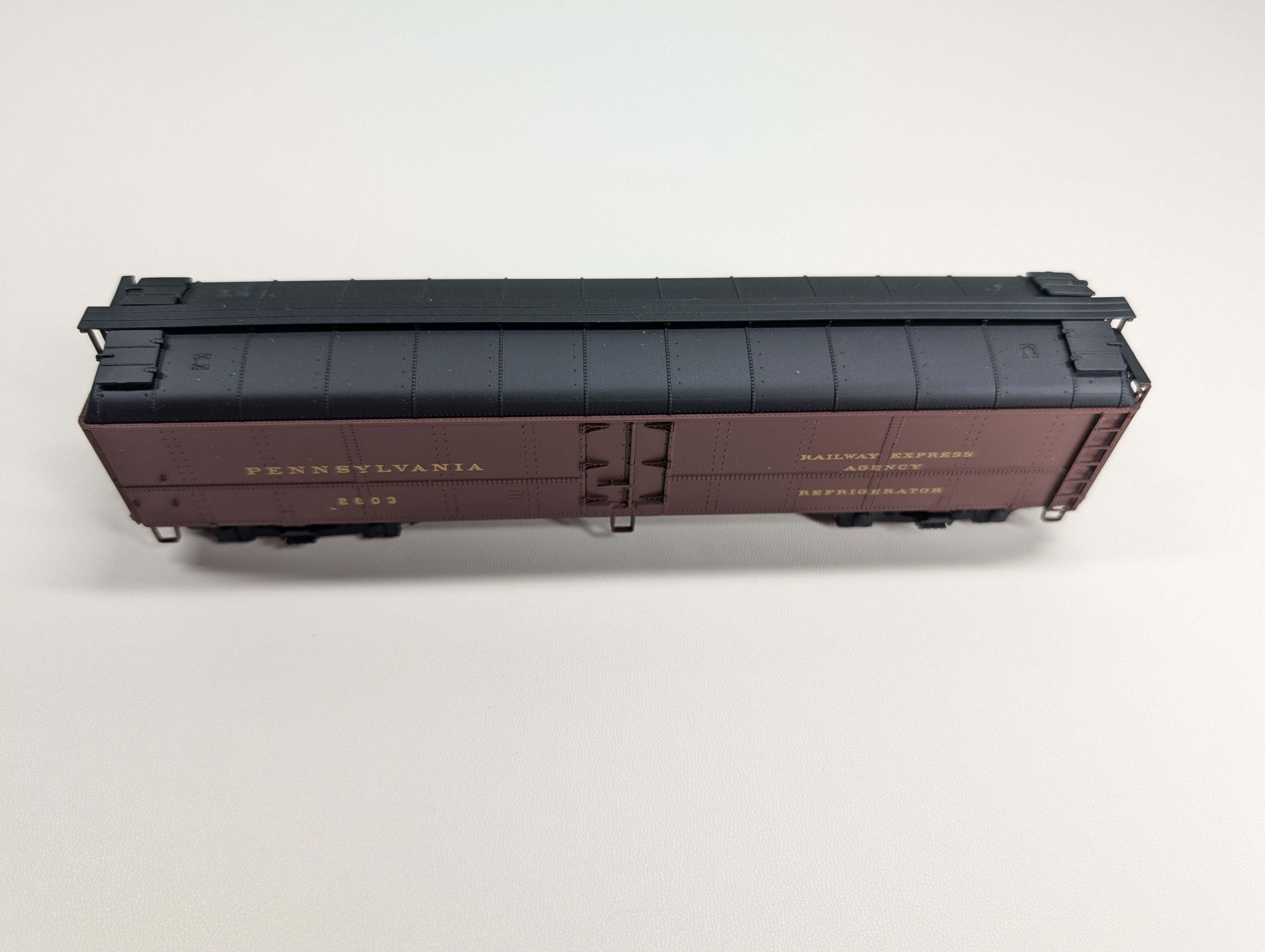 USED Walthers 932-5882 HO Scale R50B Express Reefer Post War Scheme Pennsylvania Railway Express Agency #2603
