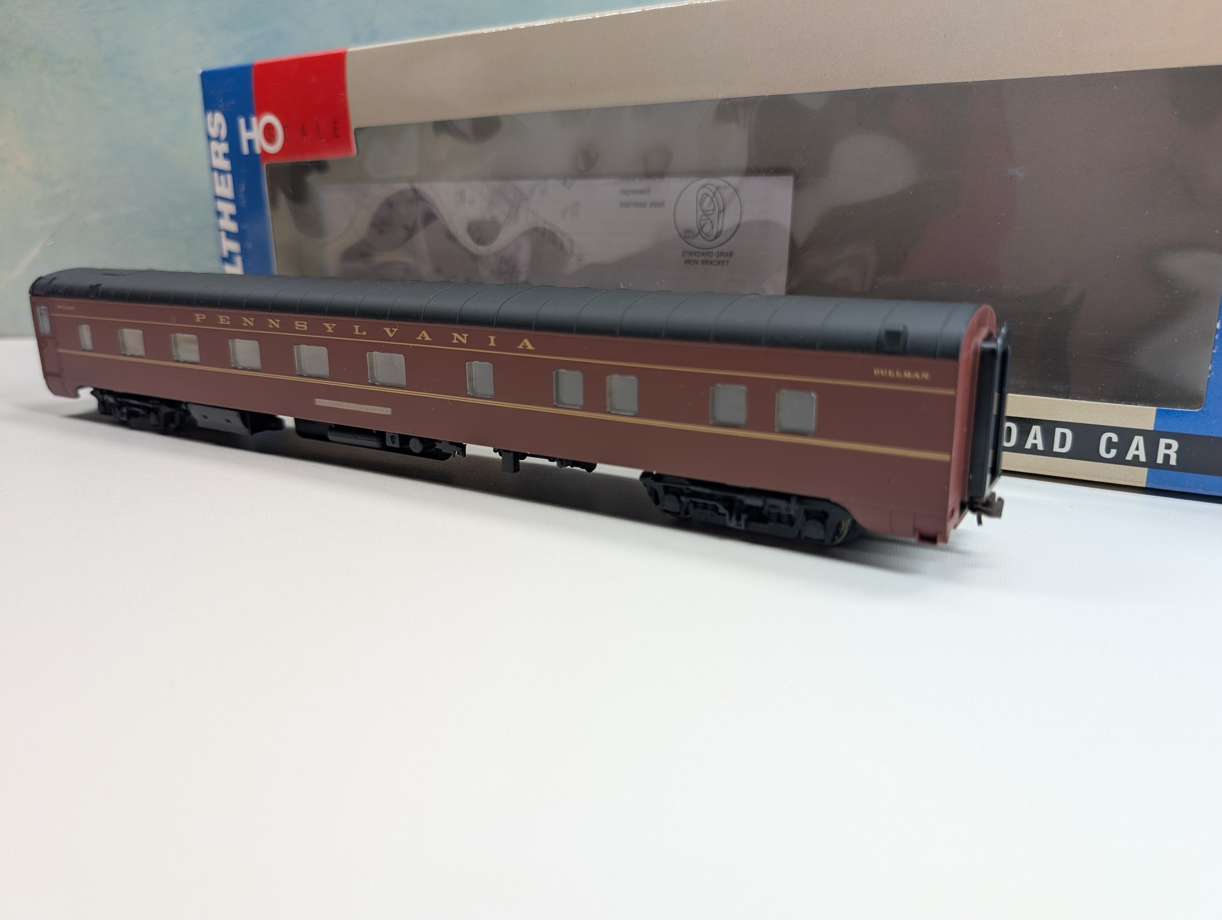 USED Walthers 932-6747 HO Scale Pullman-Standard 10-5 Sleeper Passenger Car Pennsylvania Cascade Meadow