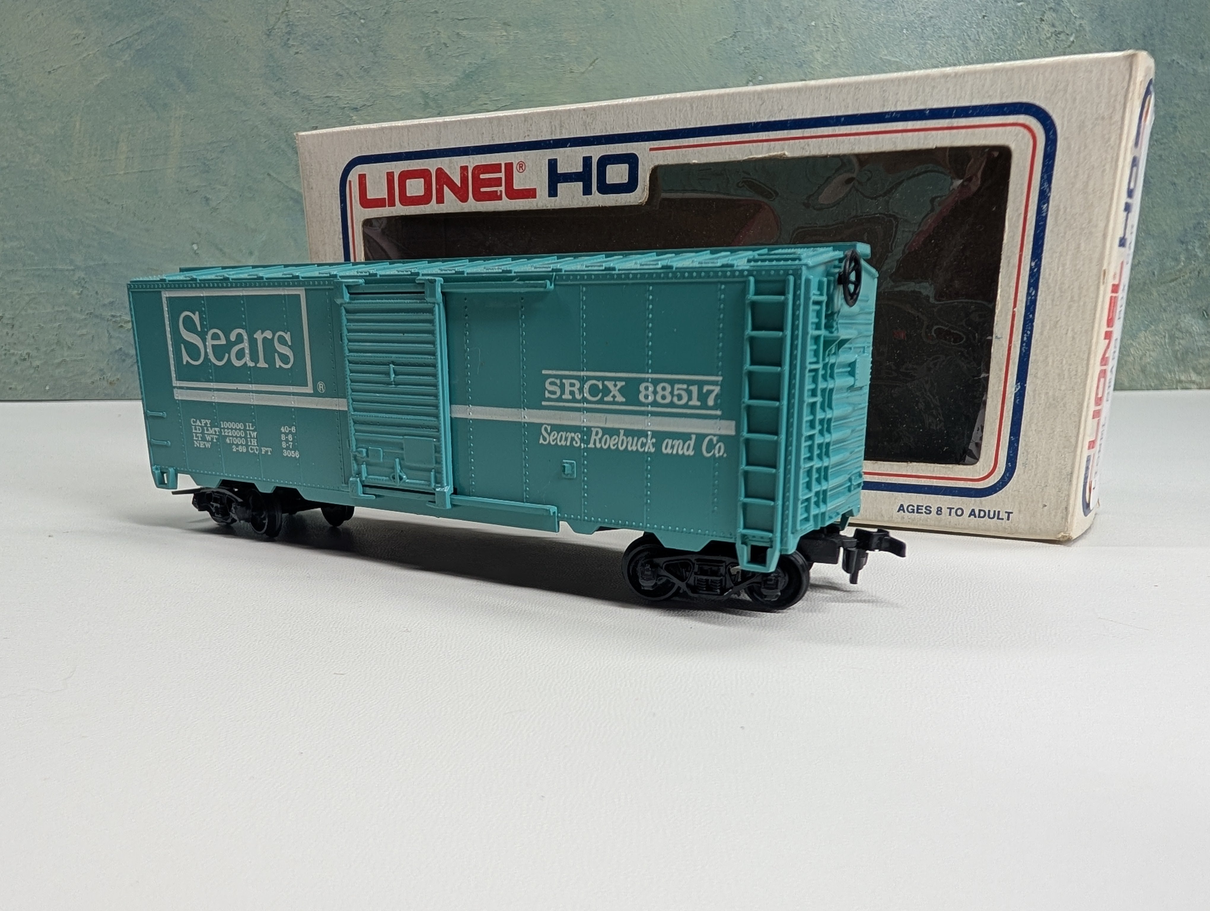 USED Lionel HO Scale 40' Box Car w/ Box Sears SRCX #88517