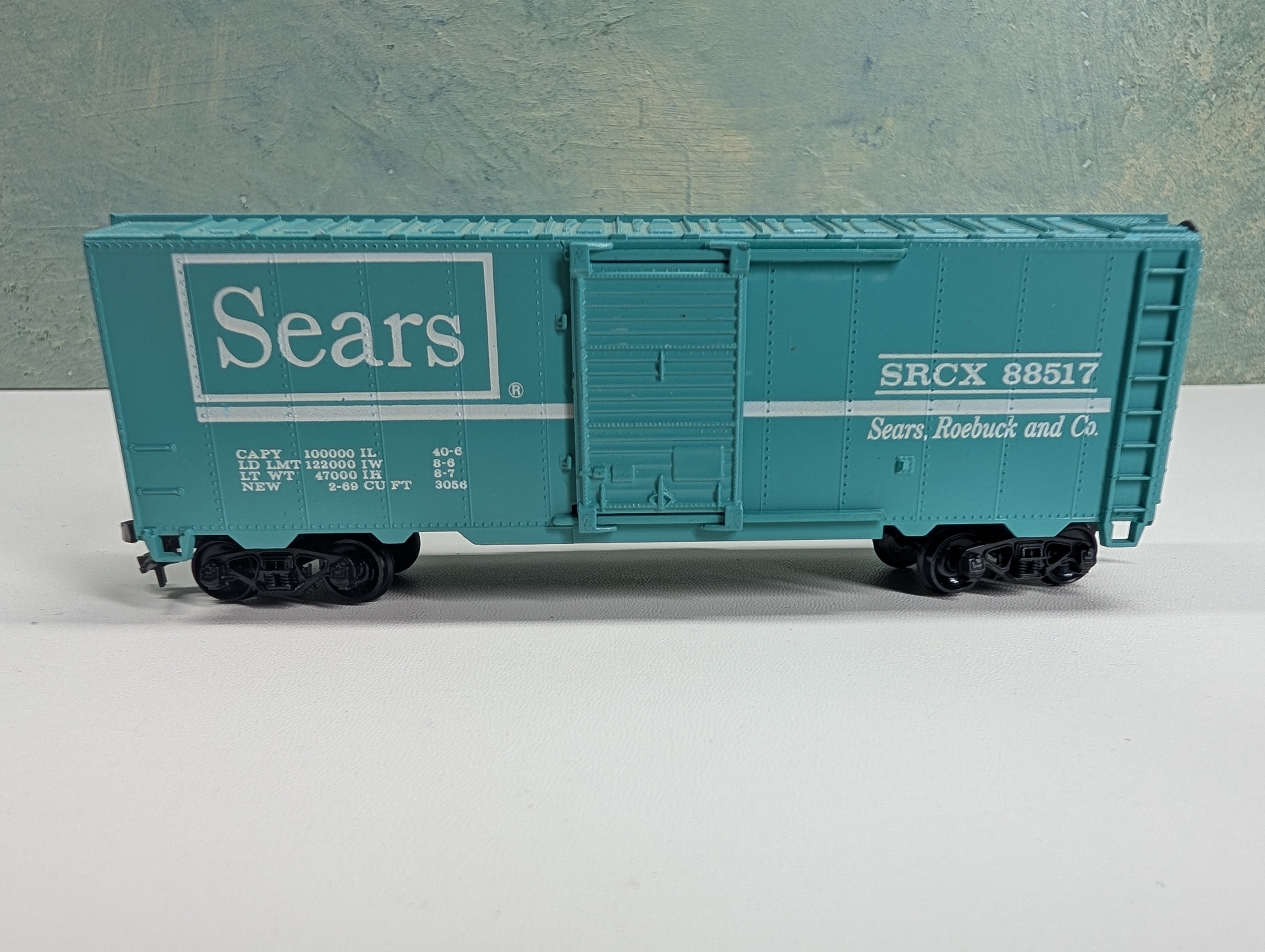 USED Lionel HO Scale 40' Box Car w/ Box Sears SRCX #88517