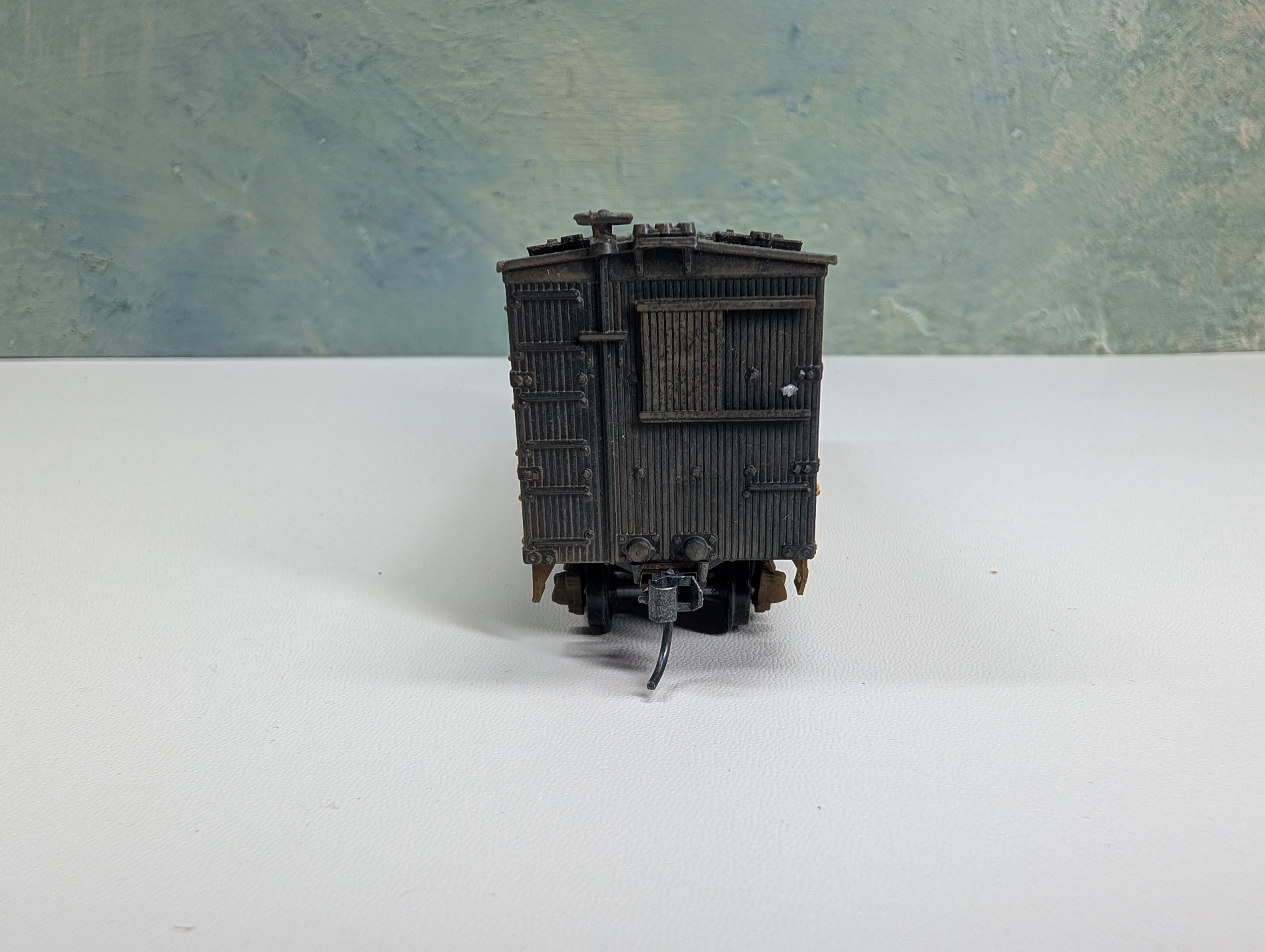 USED Roundhouse HO Scale 37' Wooden Reefer Illinois Central IC #55401 Weathered