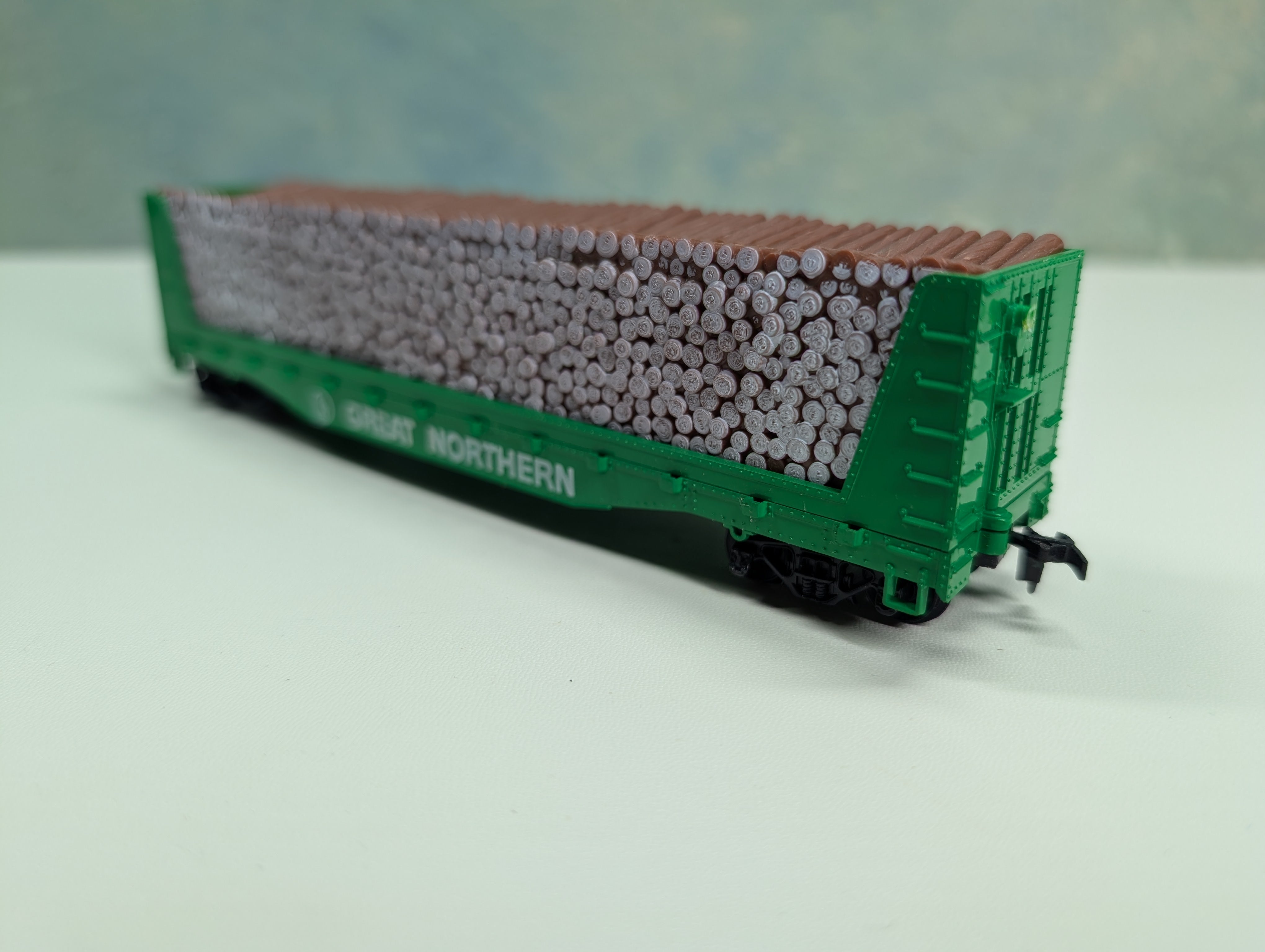 USED Tyco HO Scale Bulkhead Flat Car Great Northern