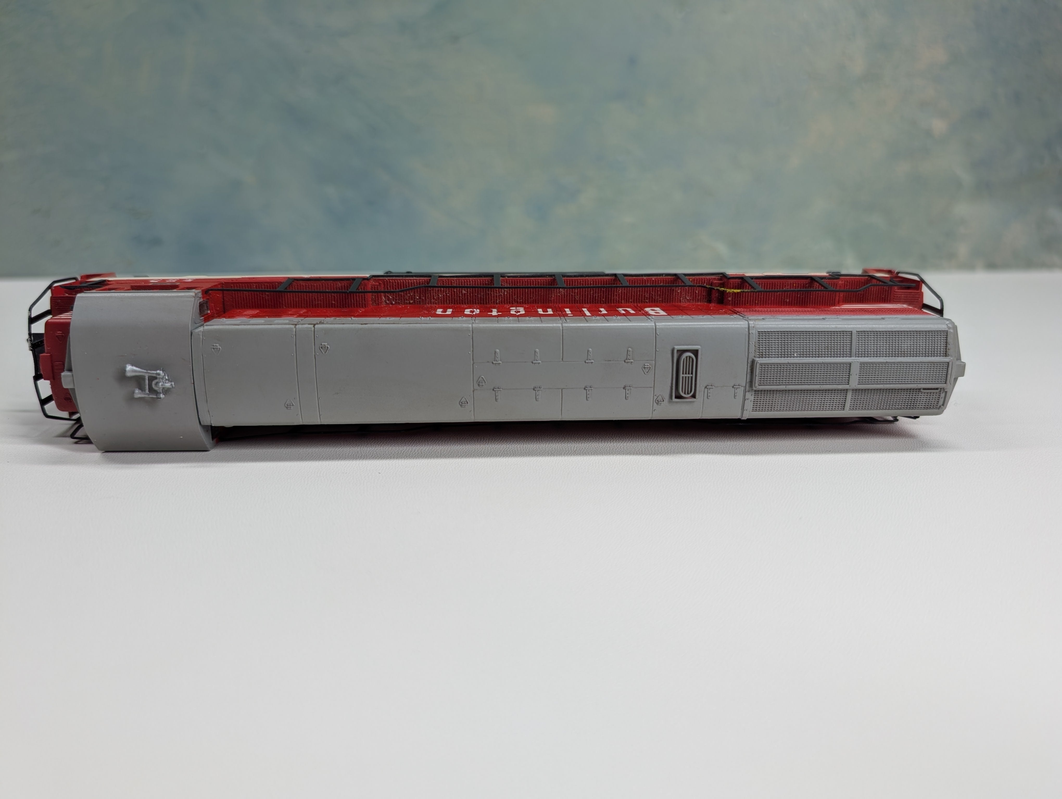 USED Rivarossi HO Scale GE U25C Diesel Locomotive Burlington #550 Runs Well DC