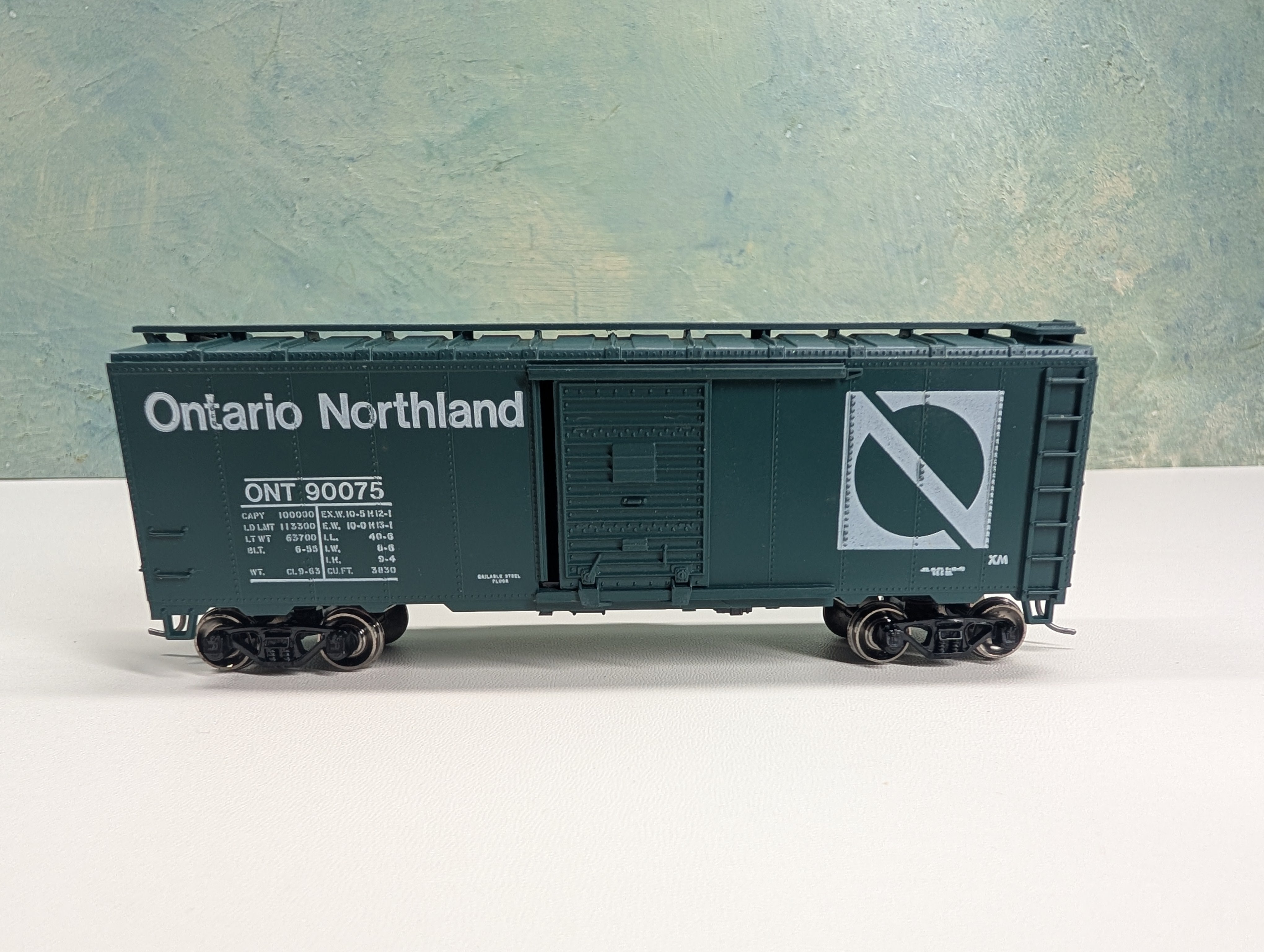 USED Athearn HO Scale 40' Box Car Ontario Northland ONT #90075 Metal Wheels