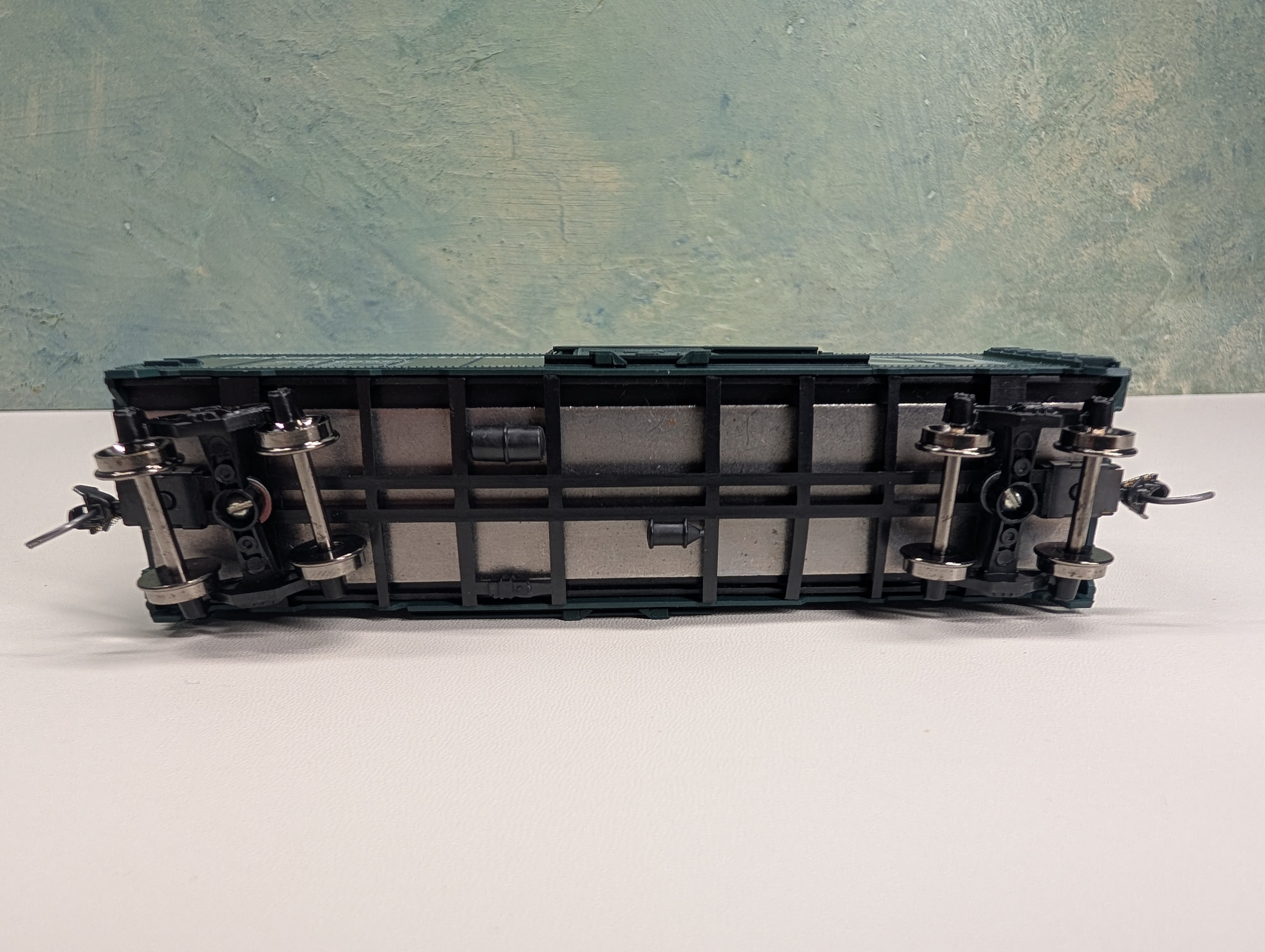 USED Athearn HO Scale 40' Box Car Ontario Northland ONT #90075 Metal Wheels