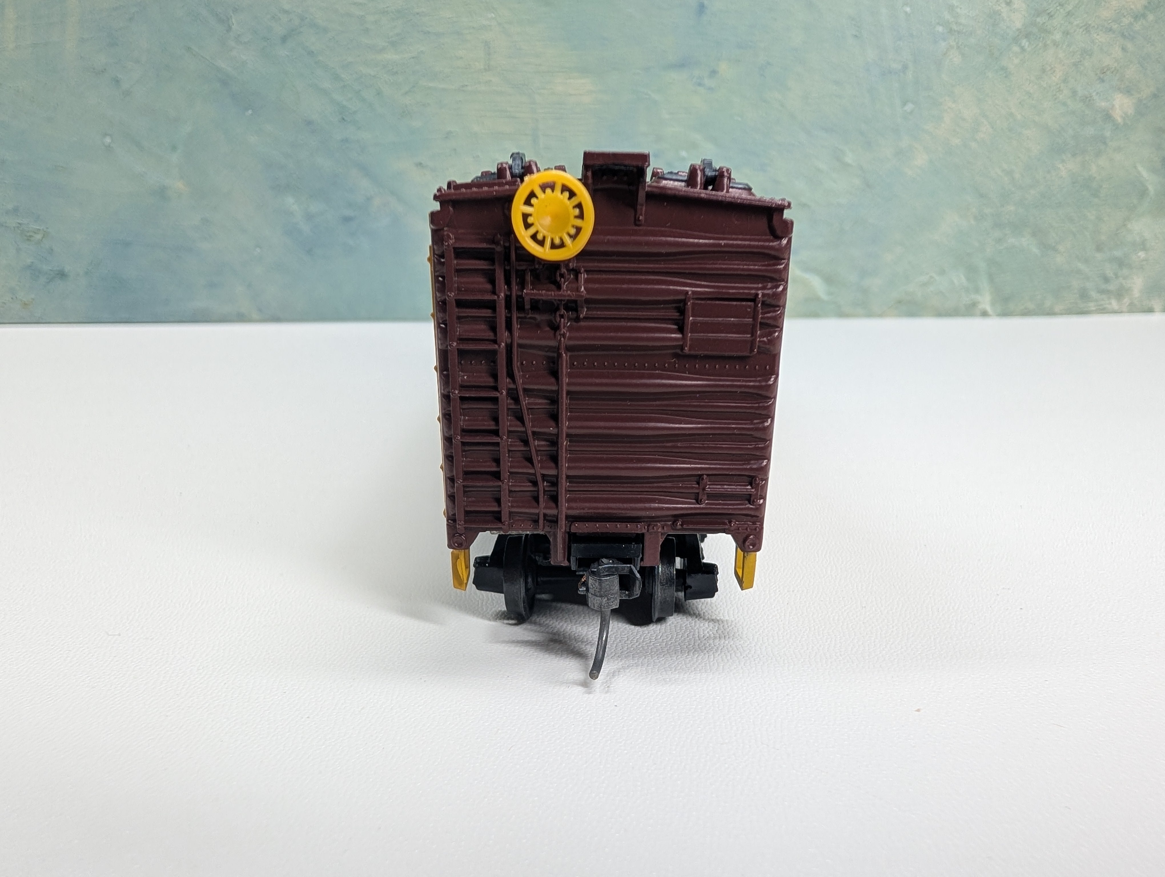 USED Athearn HO Scale Beer Reefer Coors Beer GARE #5464 Metal Wheels