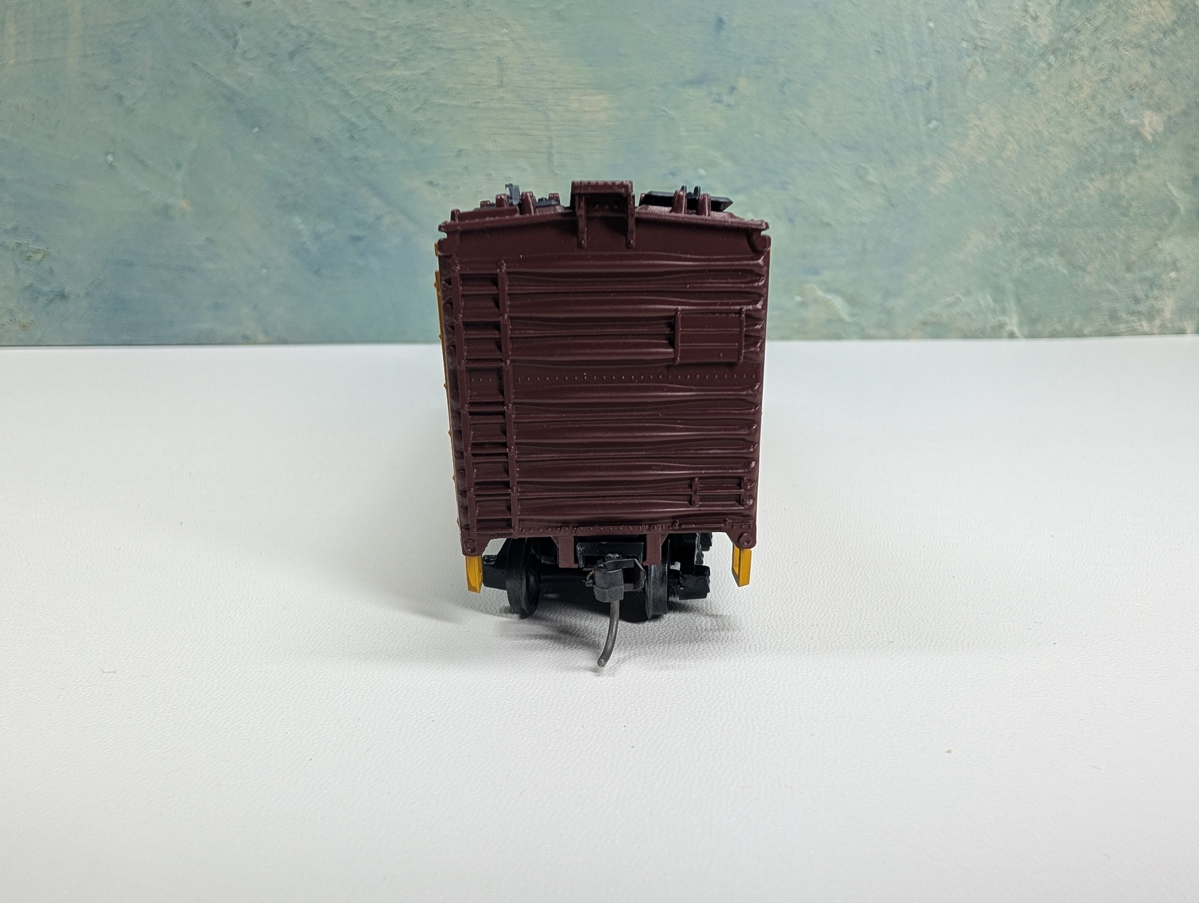 USED Athearn HO Scale Beer Reefer Coors Beer GARE #5464 Metal Wheels