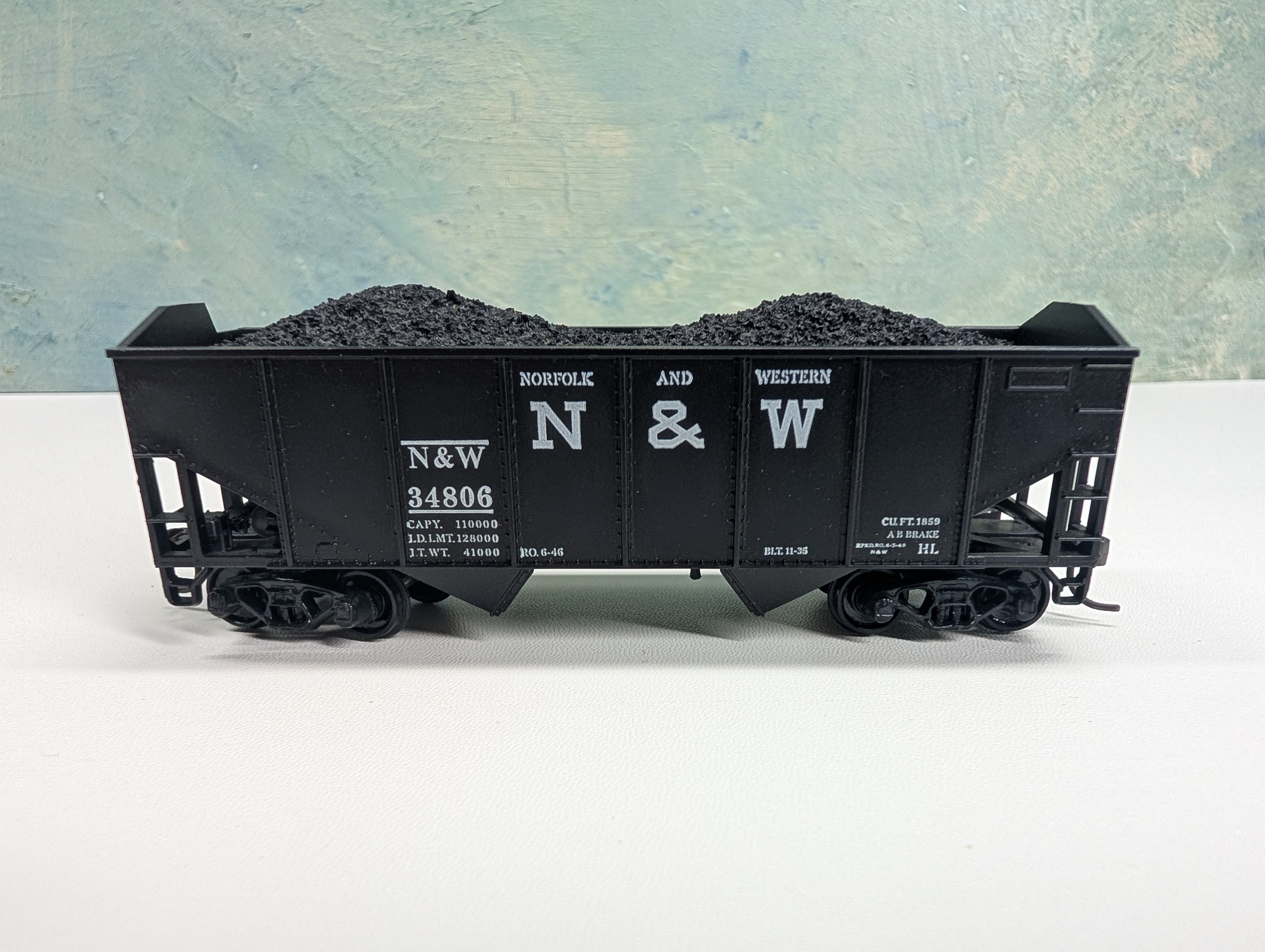 USED Athearn HO Scale 2 Bay Coal Hopper Norfolk & Western NW #34806
