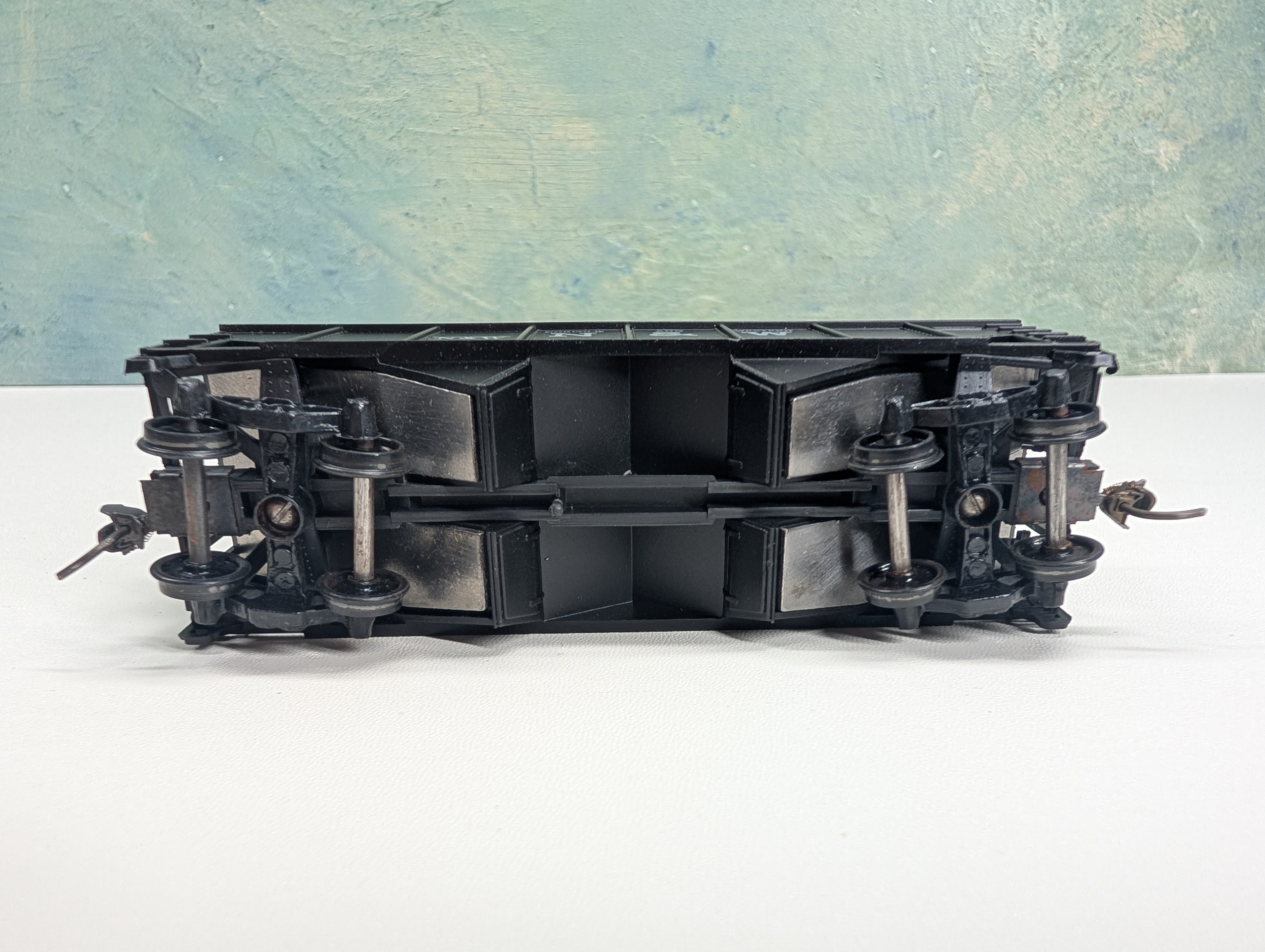 USED Athearn HO Scale 2 Bay Coal Hopper Norfolk & Western NW #34806